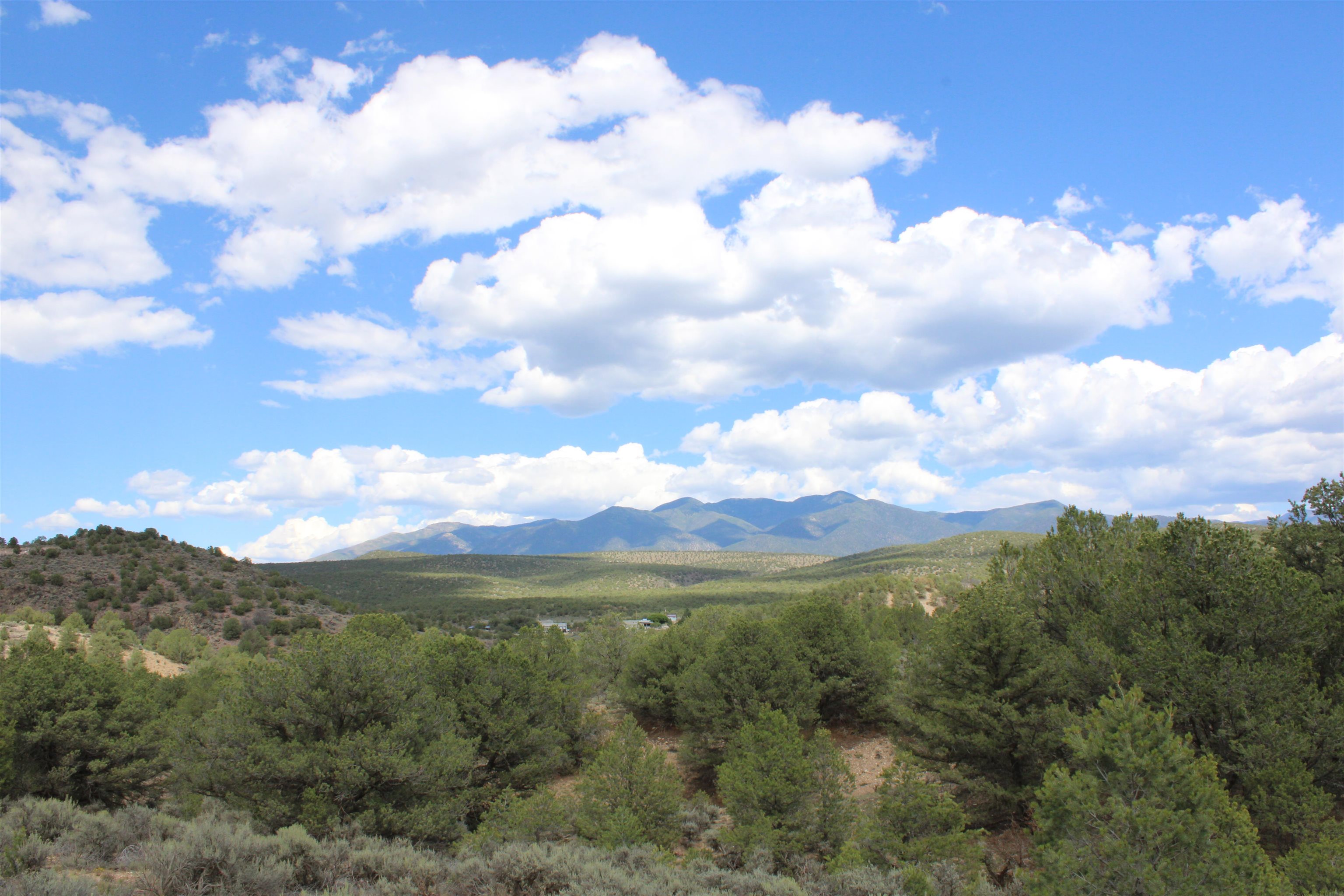 Tract 11 Trementina, Arroyo Hondo, New Mexico image 9