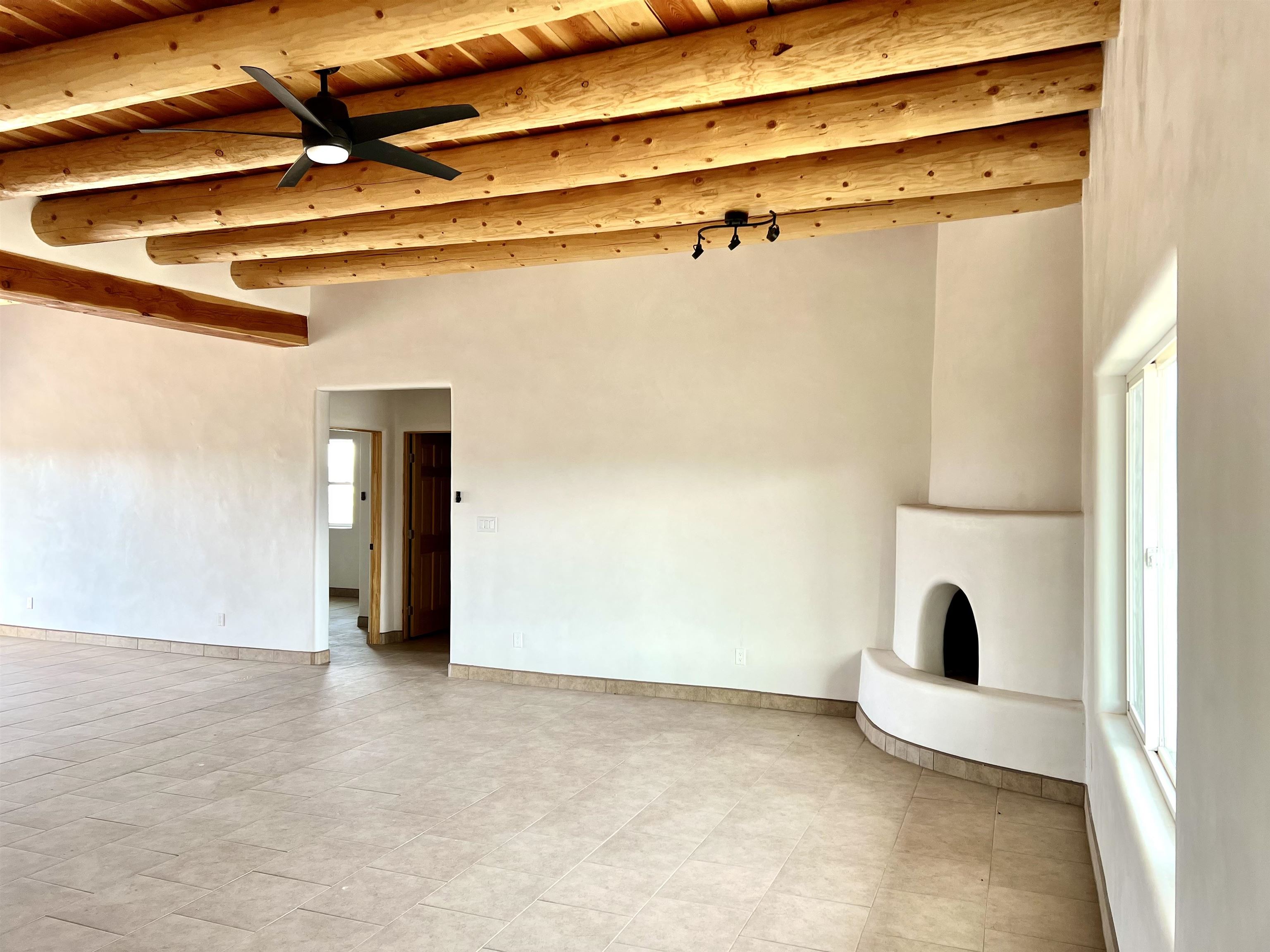 34 Sebastian Rd, Ranchos de Taos, New Mexico image 2