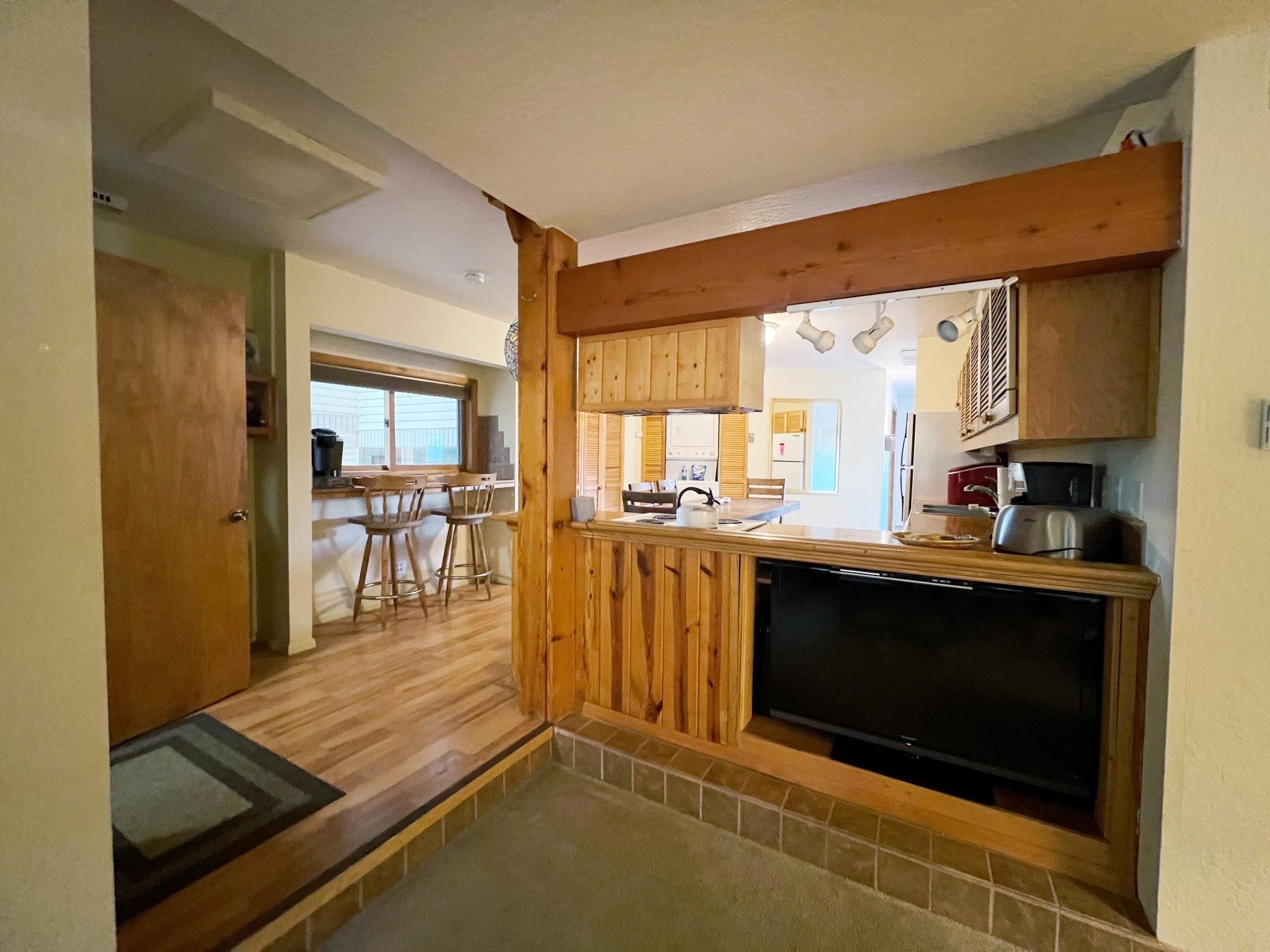 38 Winterpark Ln Unit 112 Ln #112, Angel Fire, New Mexico image 2