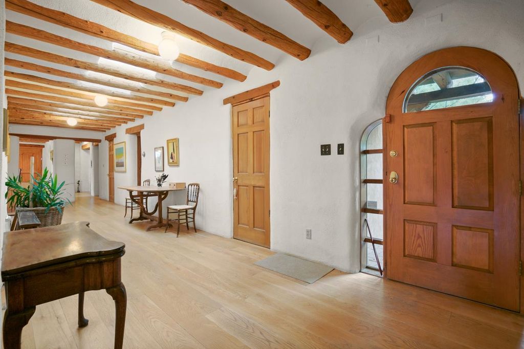 Photo of 402 A Este Es Pl, Taos, NM 87571 (MLS # 114573)