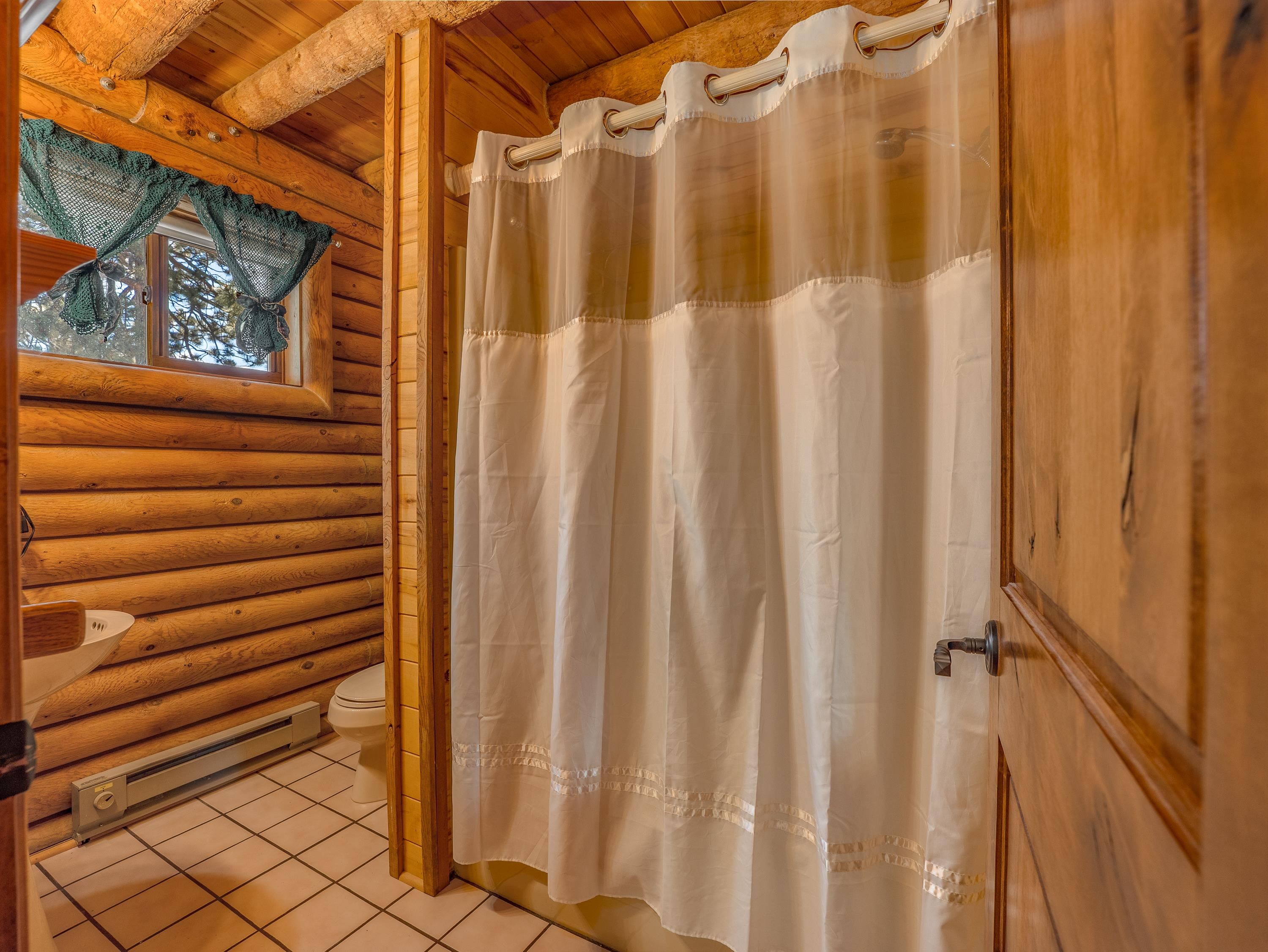 Angel Fire, New Mexico 87710, United States, 3 Bedrooms Bedrooms, ,2 BathroomsBathrooms,Residential,Pending,181770