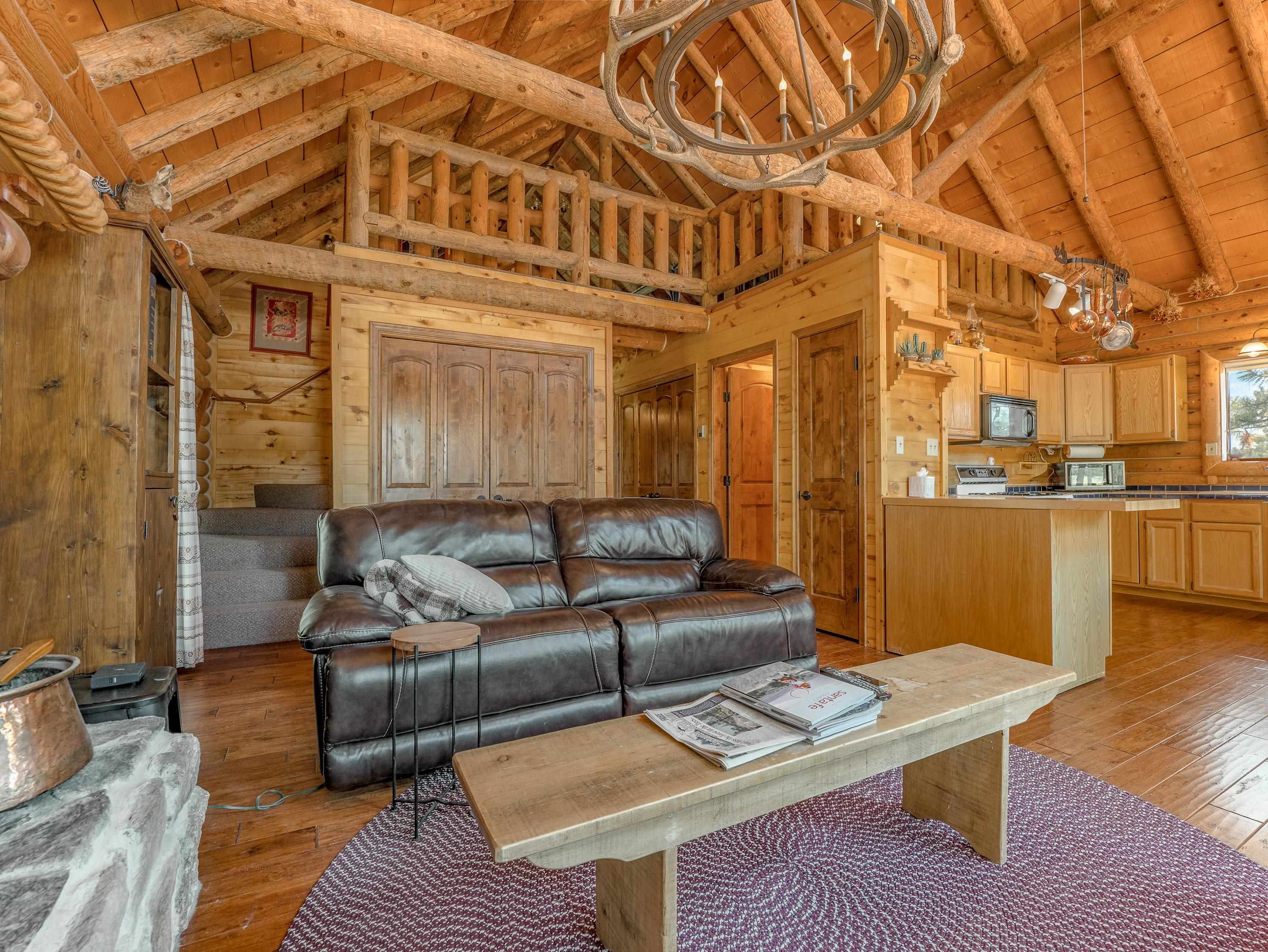 Angel Fire, New Mexico 87710, United States, 3 Bedrooms Bedrooms, ,2 BathroomsBathrooms,Residential,Pending,181770