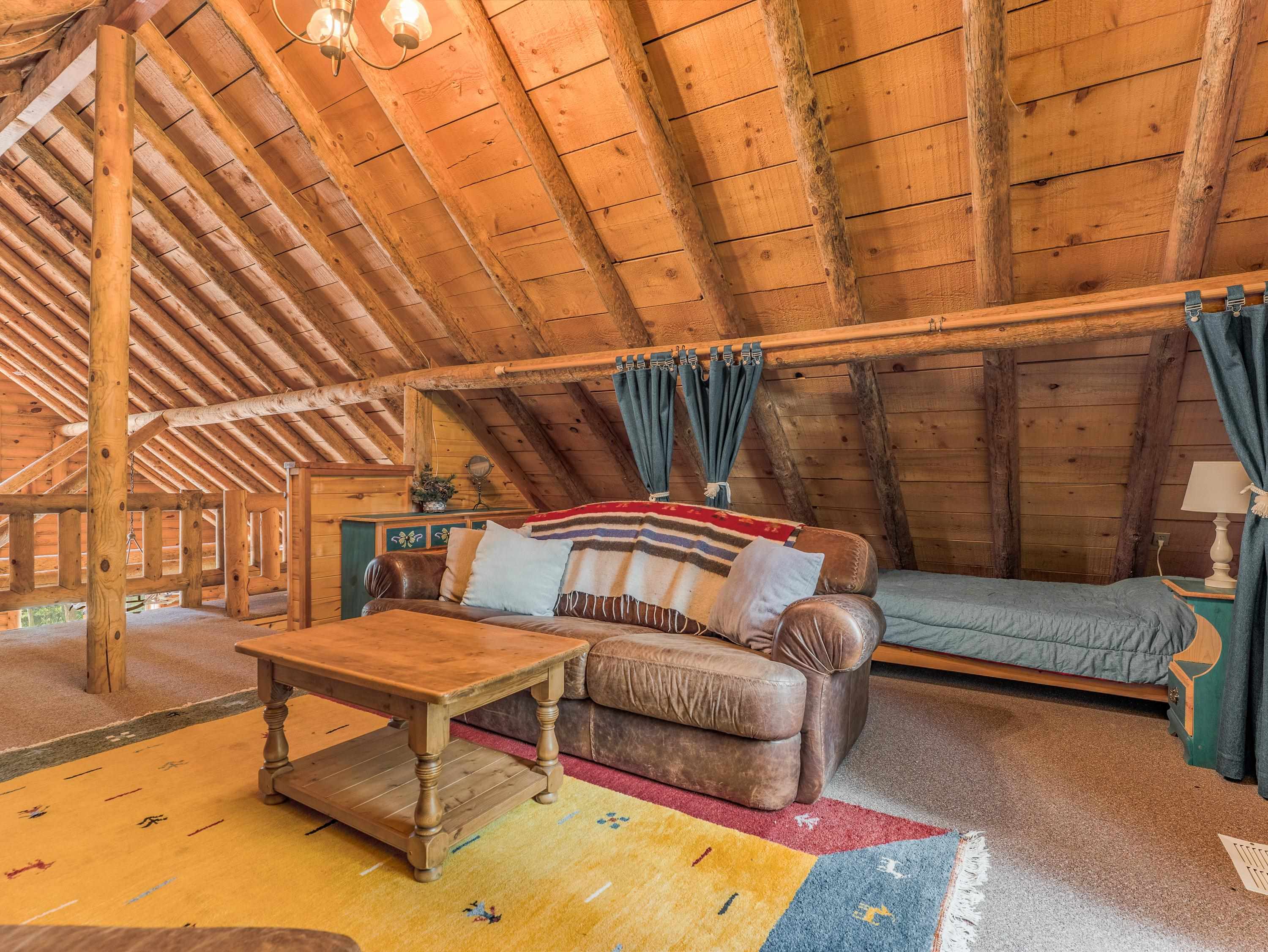 Angel Fire, New Mexico 87710, United States, 3 Bedrooms Bedrooms, ,2 BathroomsBathrooms,Residential,Pending,181770