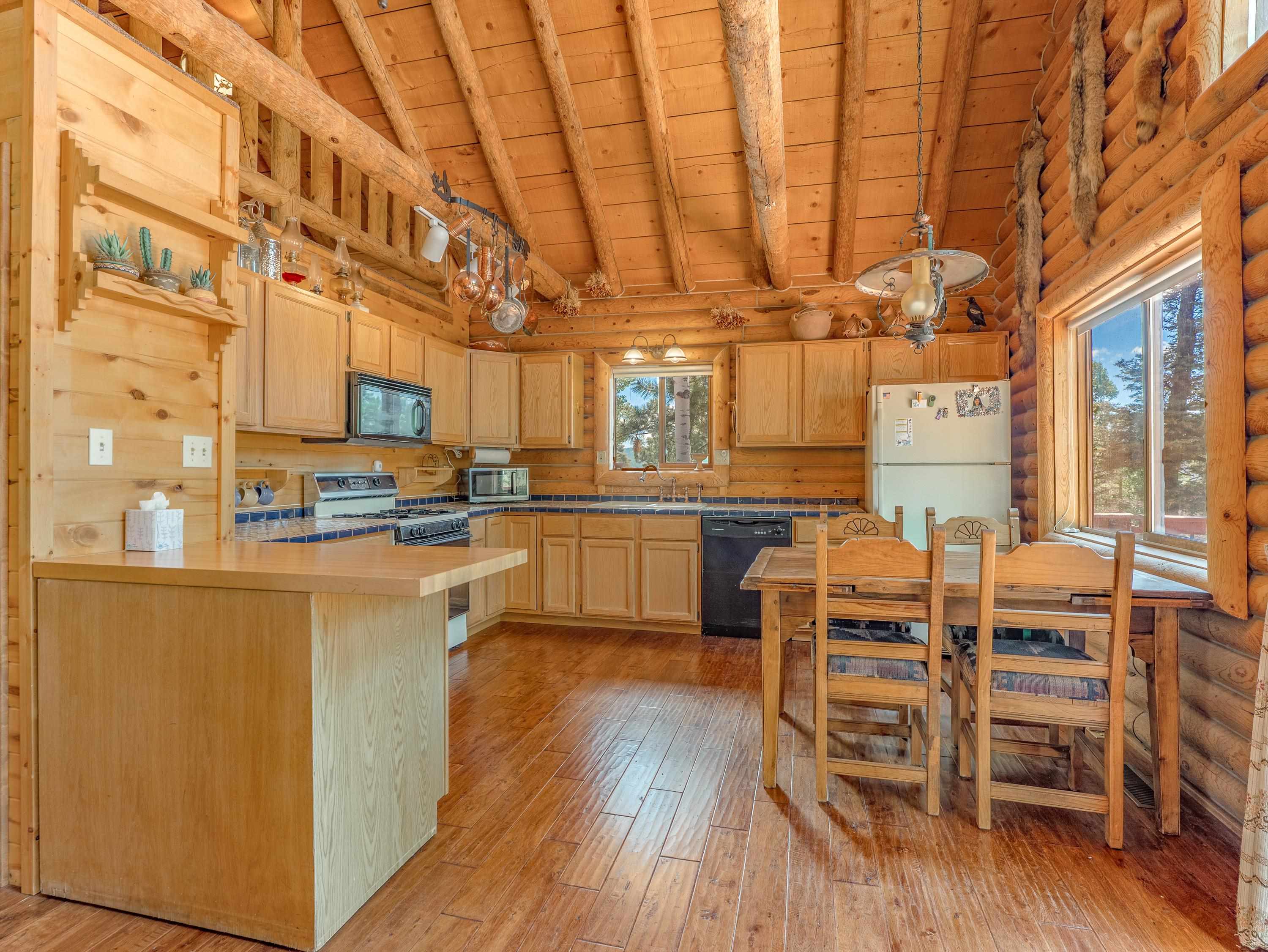 Angel Fire, New Mexico 87710, United States, 3 Bedrooms Bedrooms, ,2 BathroomsBathrooms,Residential,Pending,181770