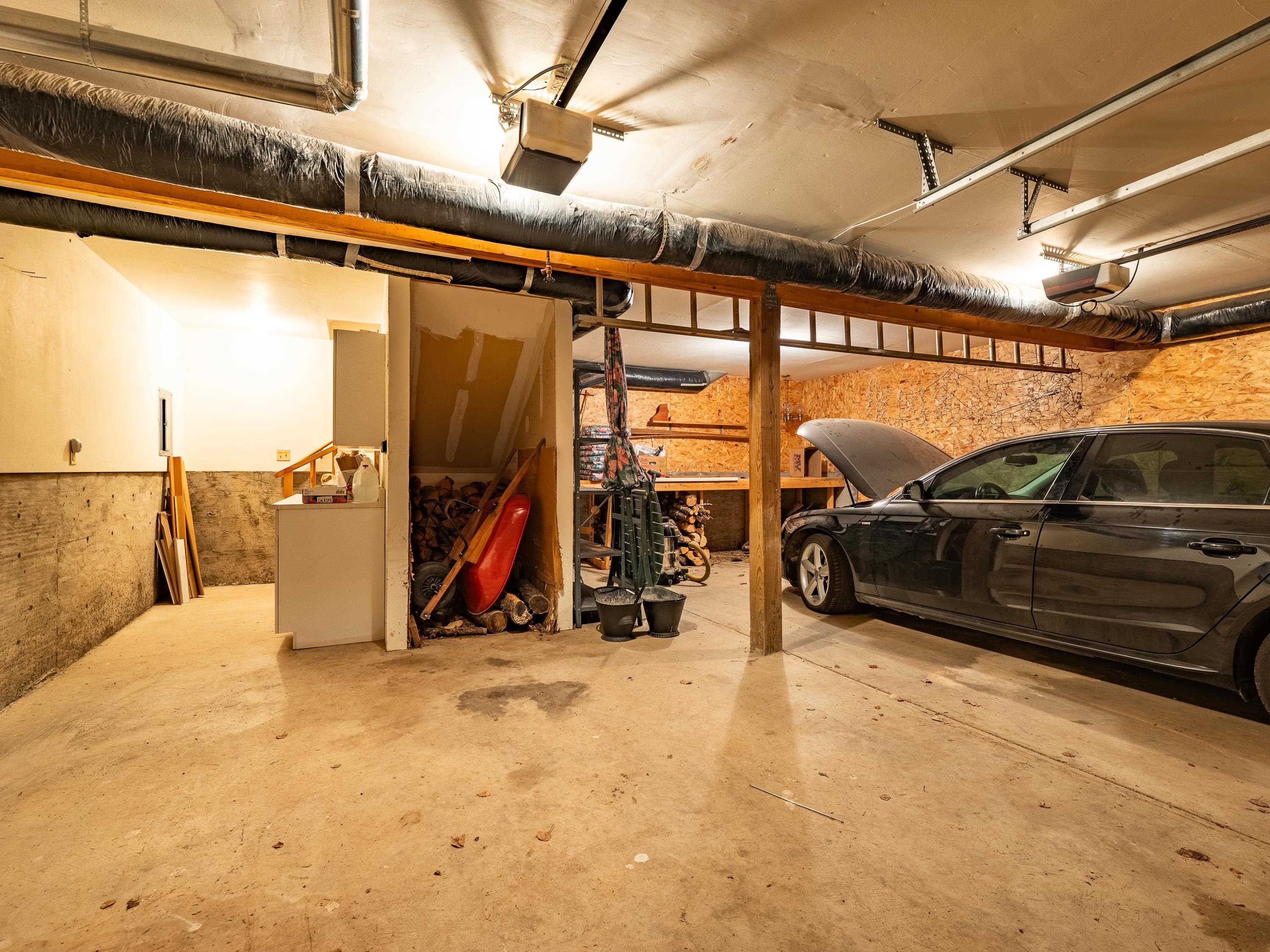 Angel Fire, New Mexico 87710, United States, 3 Bedrooms Bedrooms, ,2 BathroomsBathrooms,Residential,Pending,181770