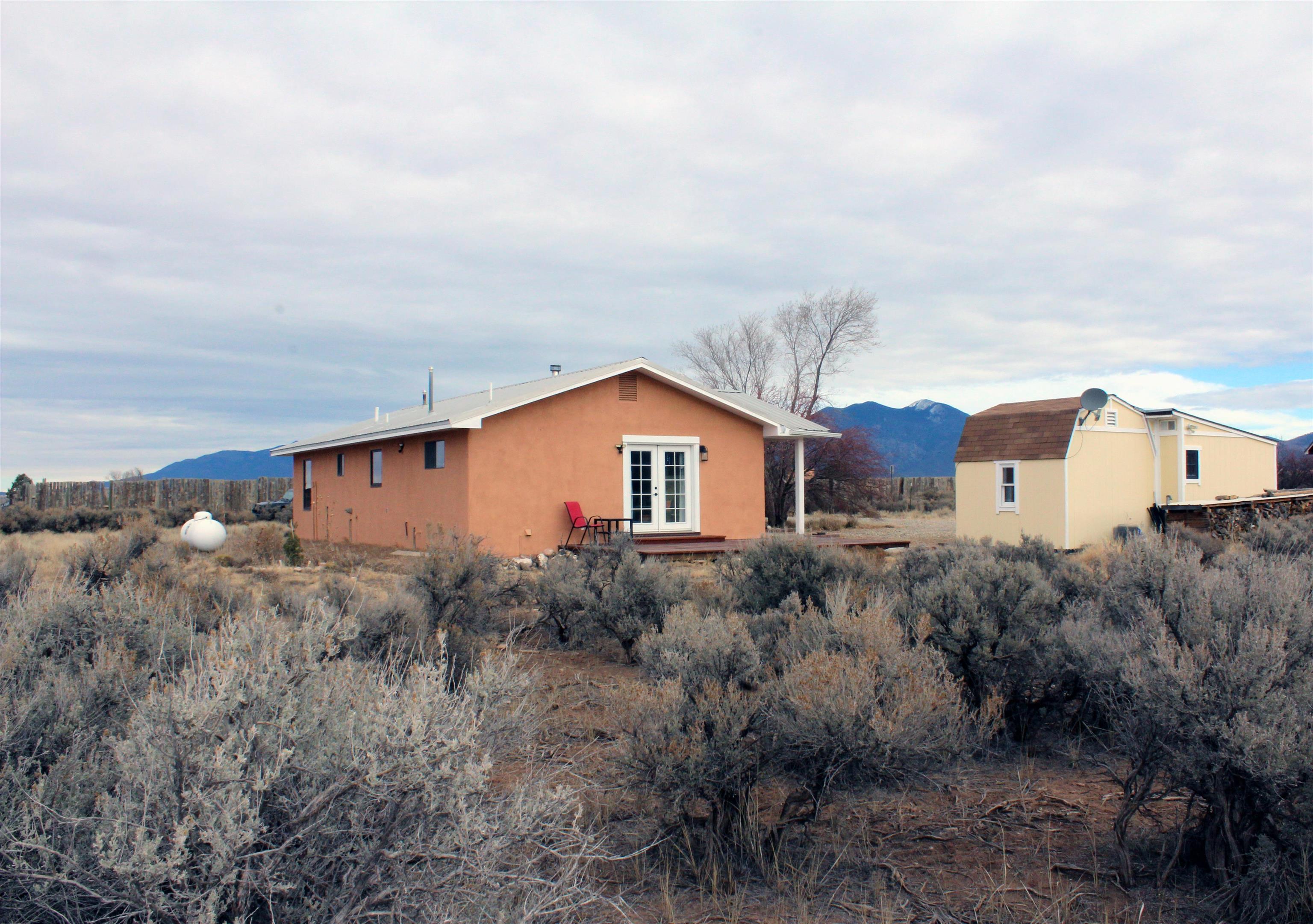 5 Cactus Flower Road, Ranchos de Taos, New Mexico image 2