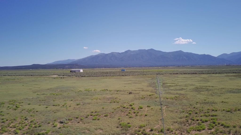 Photo of tbd Gravel Pit Road, El Prado, NM 87529 (MLS # 113858)