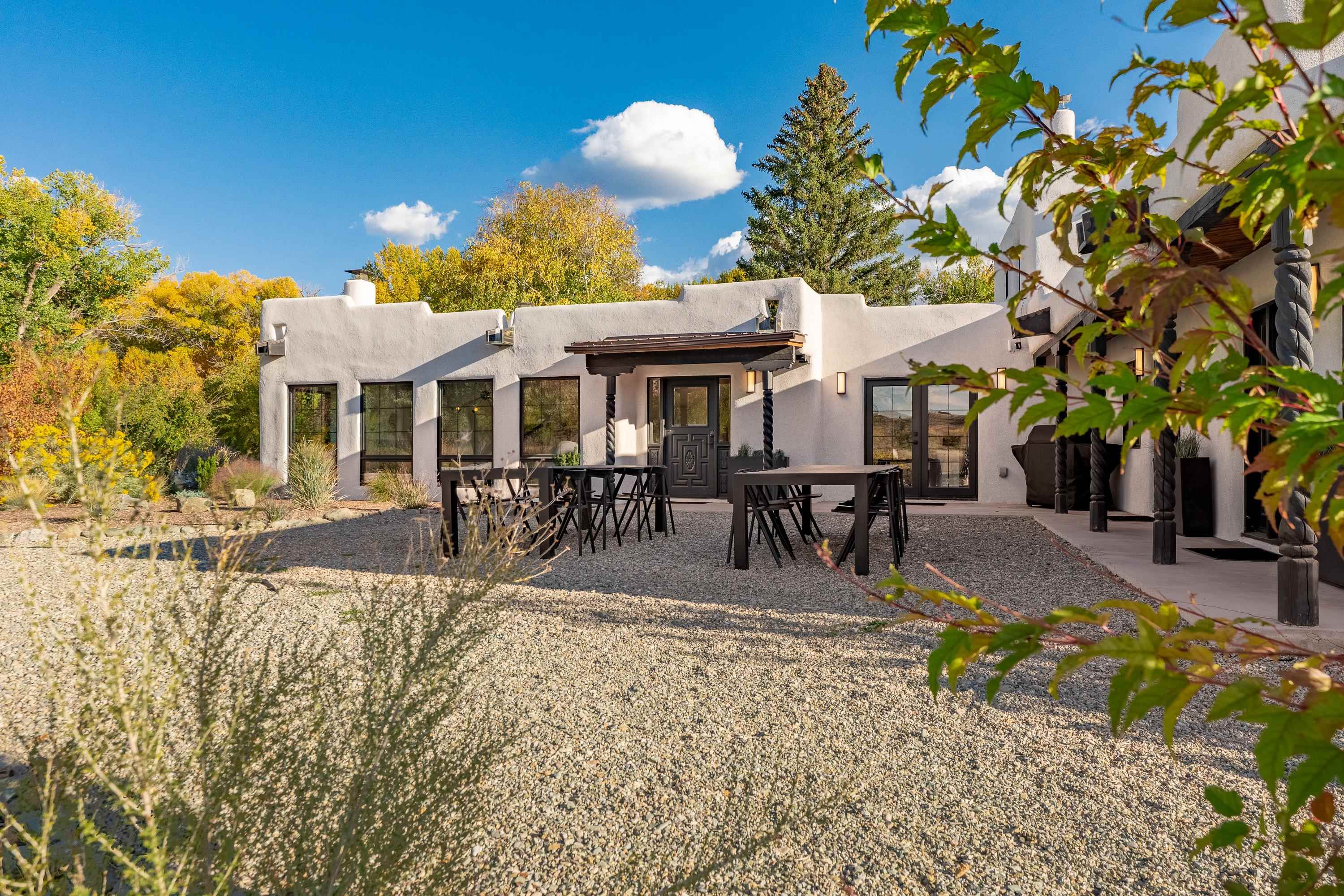 Taos, New Mexico 87571, United States, 9 Bedrooms Bedrooms, ,10 BathroomsBathrooms,Residential,Active,202464
