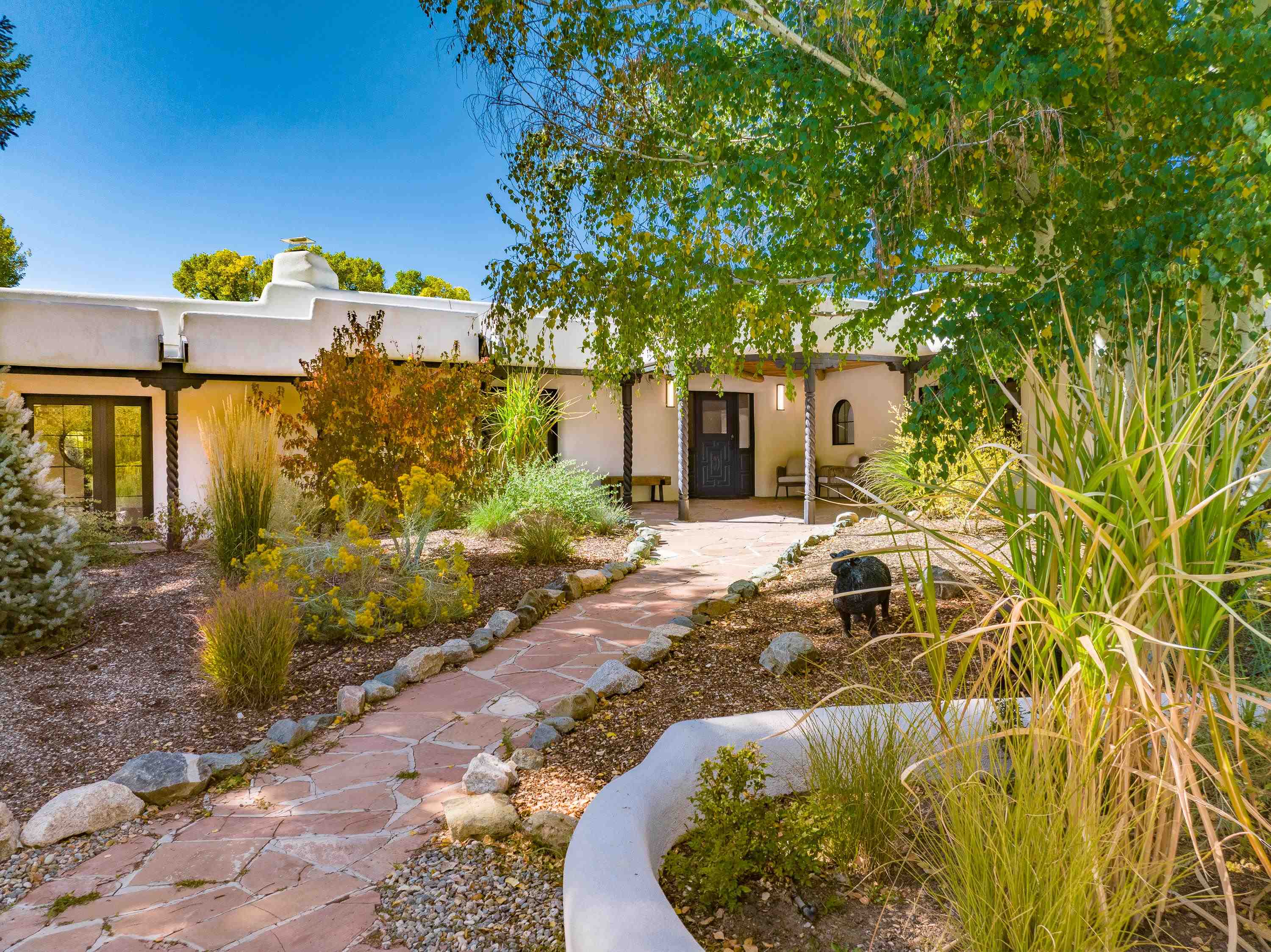 Taos, New Mexico 87571, United States, 9 Bedrooms Bedrooms, ,10 BathroomsBathrooms,Residential,Active,202464