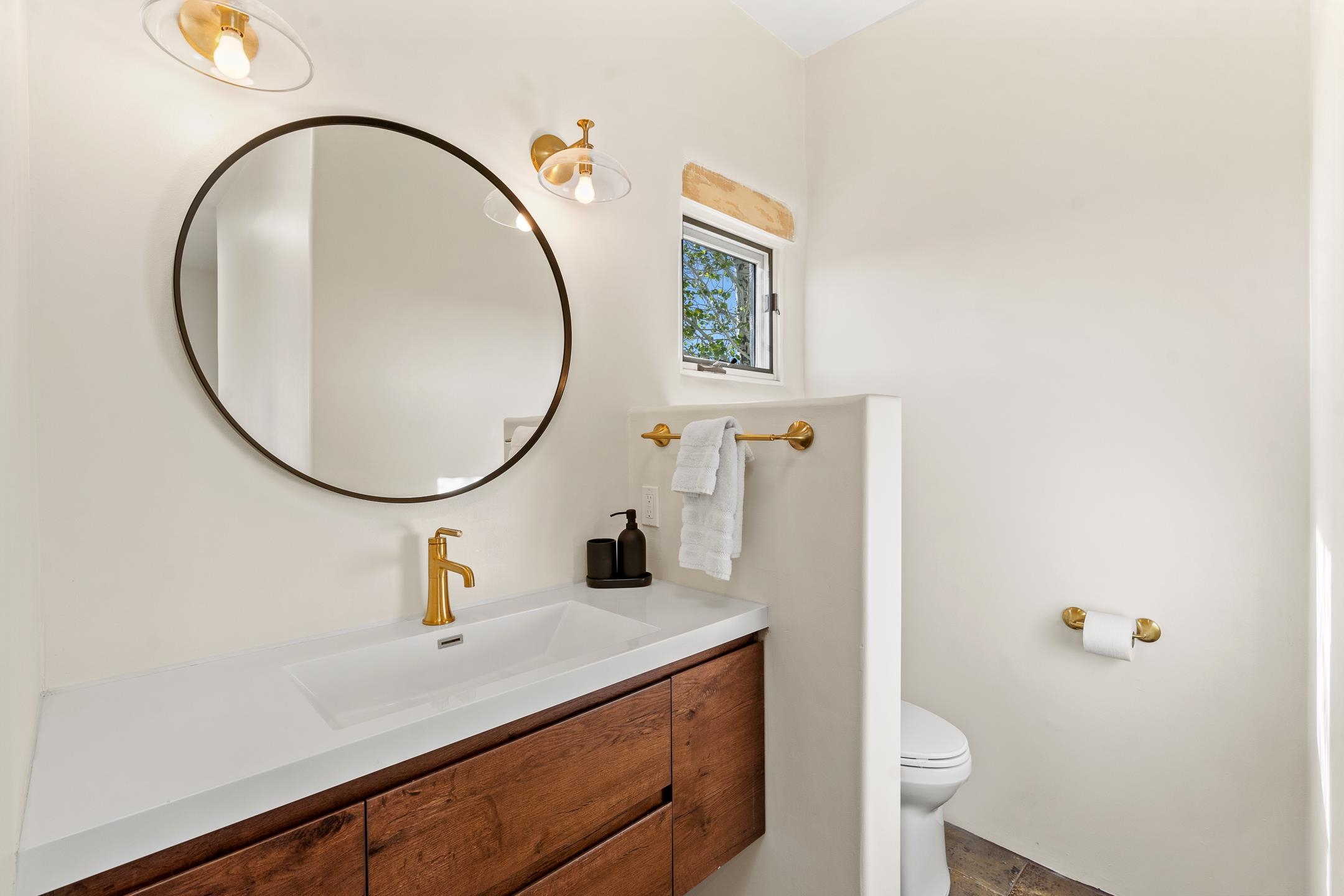 206 Hondo Seco Road, Arroyo Seco, New Mexico image 23