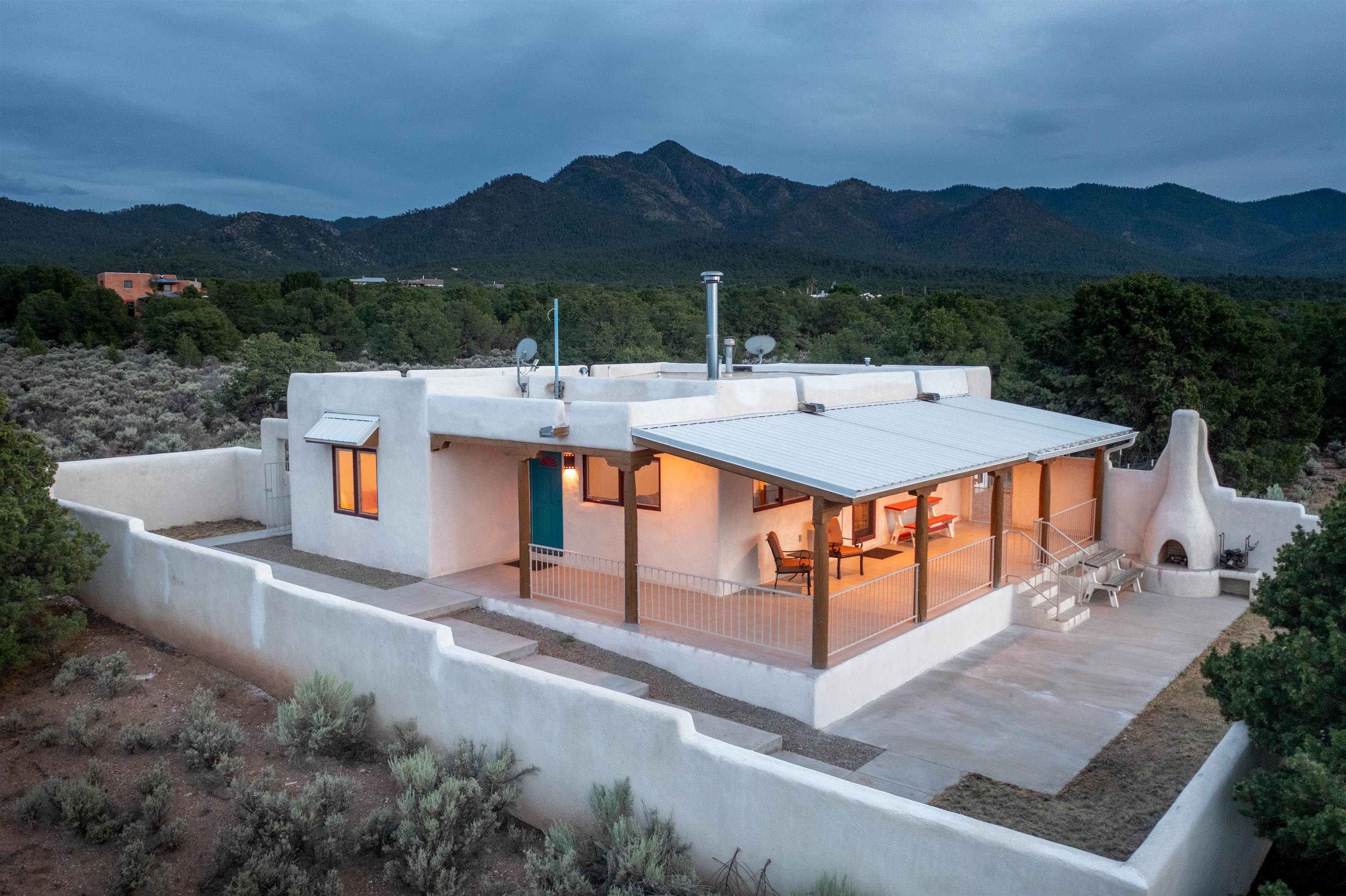 95 Stakeout Drive, Ranchos de Taos, New Mexico image 30