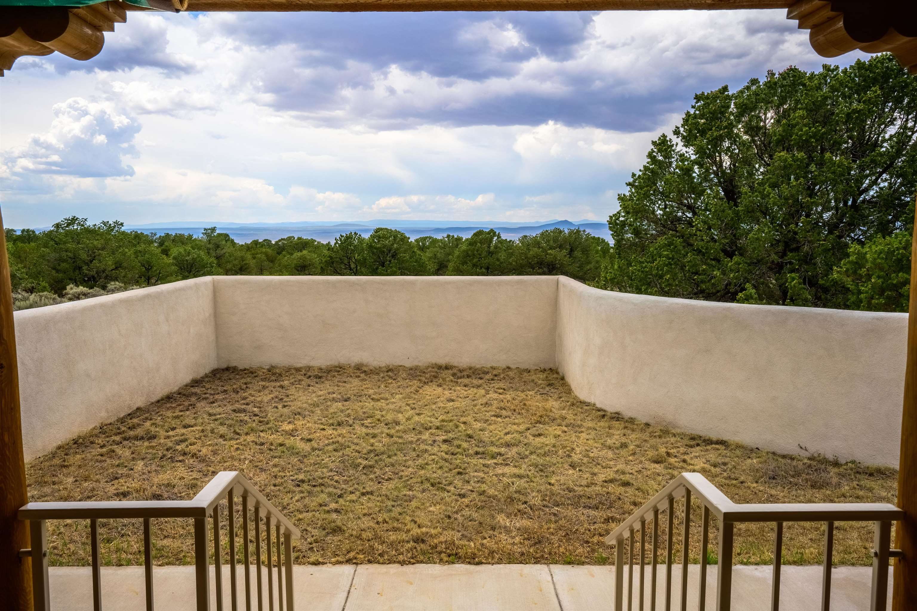 95 Stakeout Drive, Ranchos de Taos, New Mexico image 12