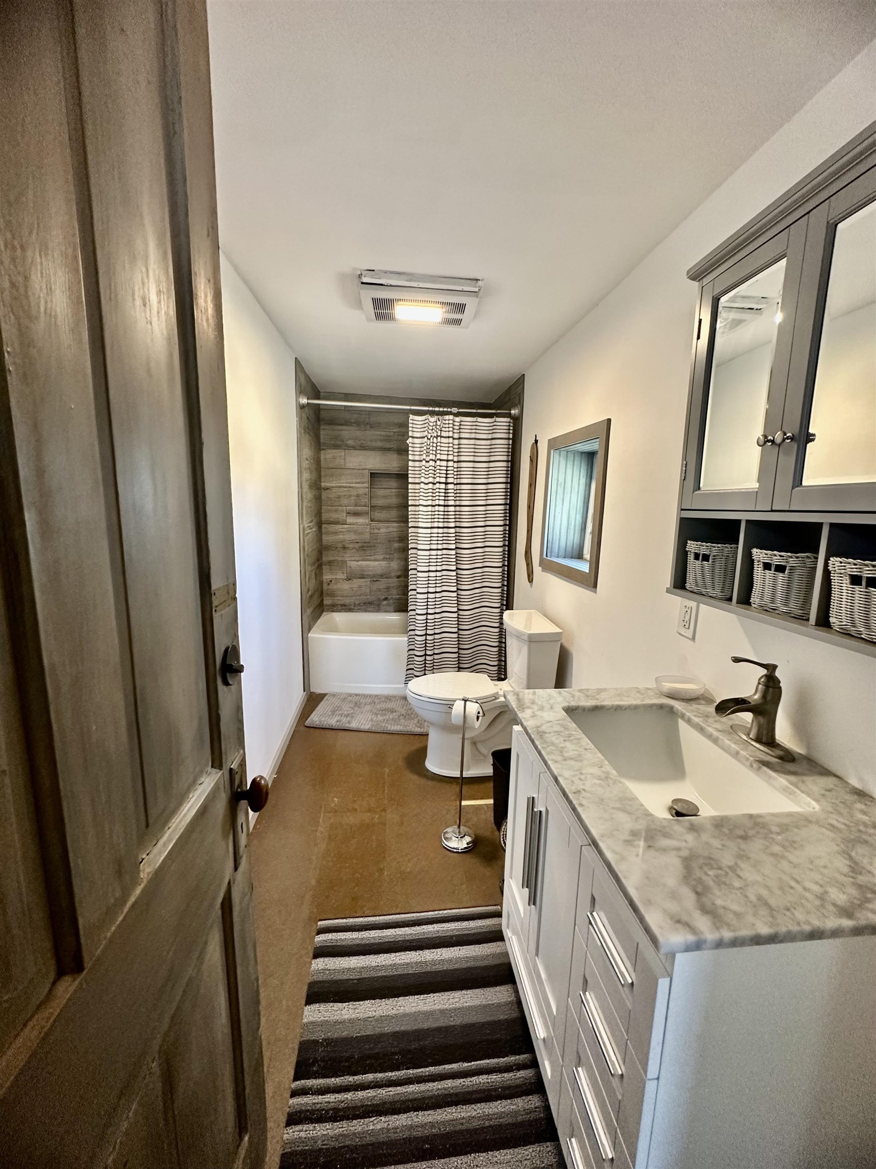 427 Herdner Rd, Taos, New Mexico image 8