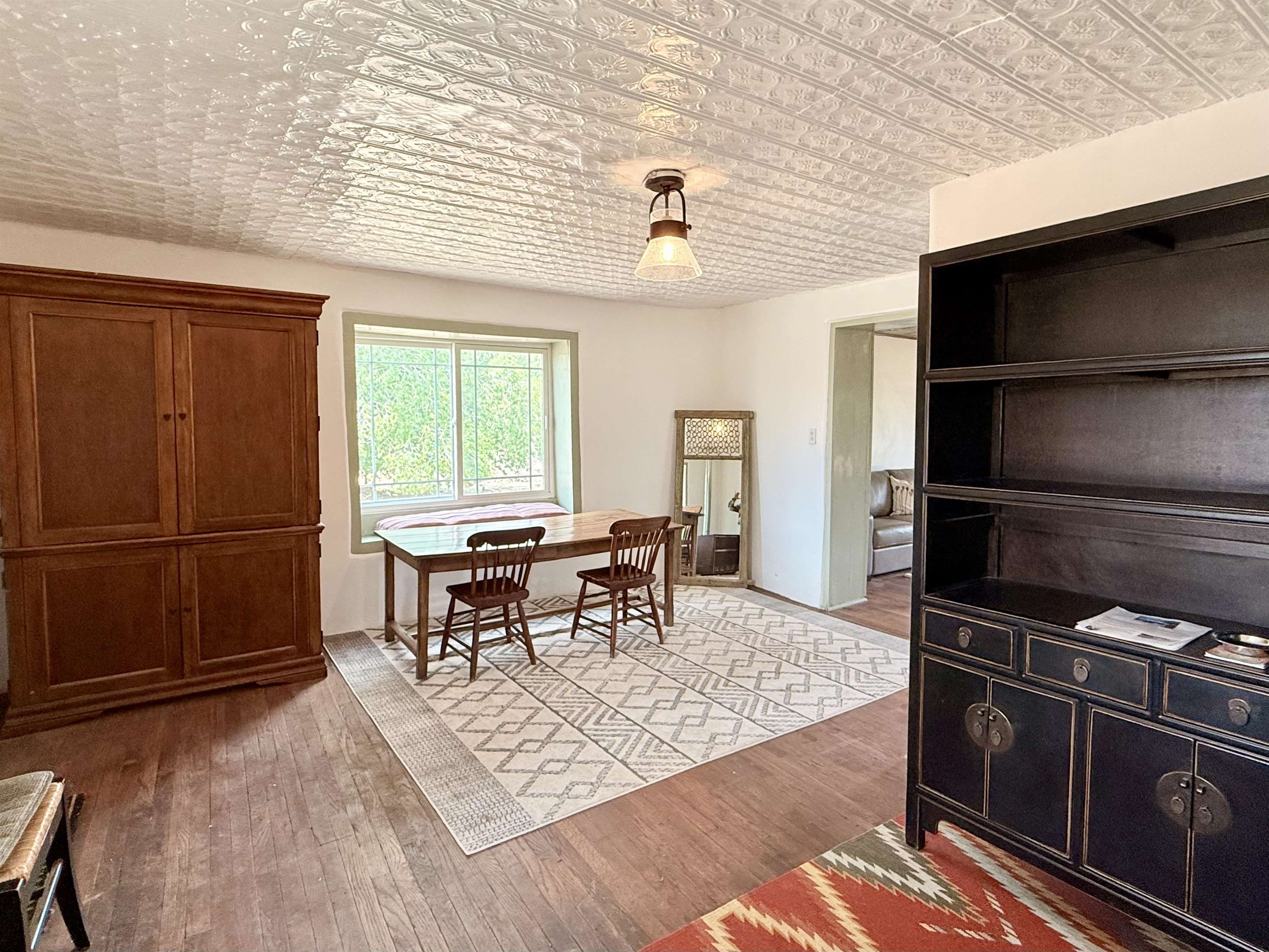 427 Herdner Rd, Taos, New Mexico image 5