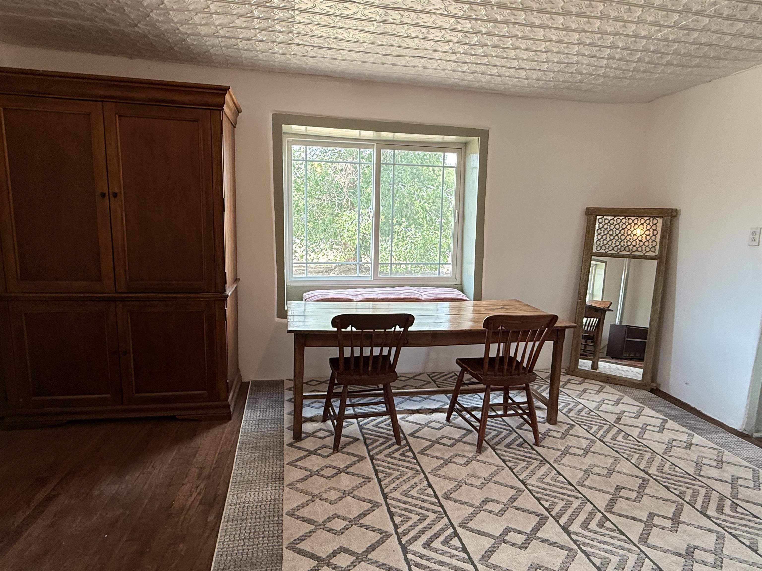 427 Herdner Rd, Taos, New Mexico image 7