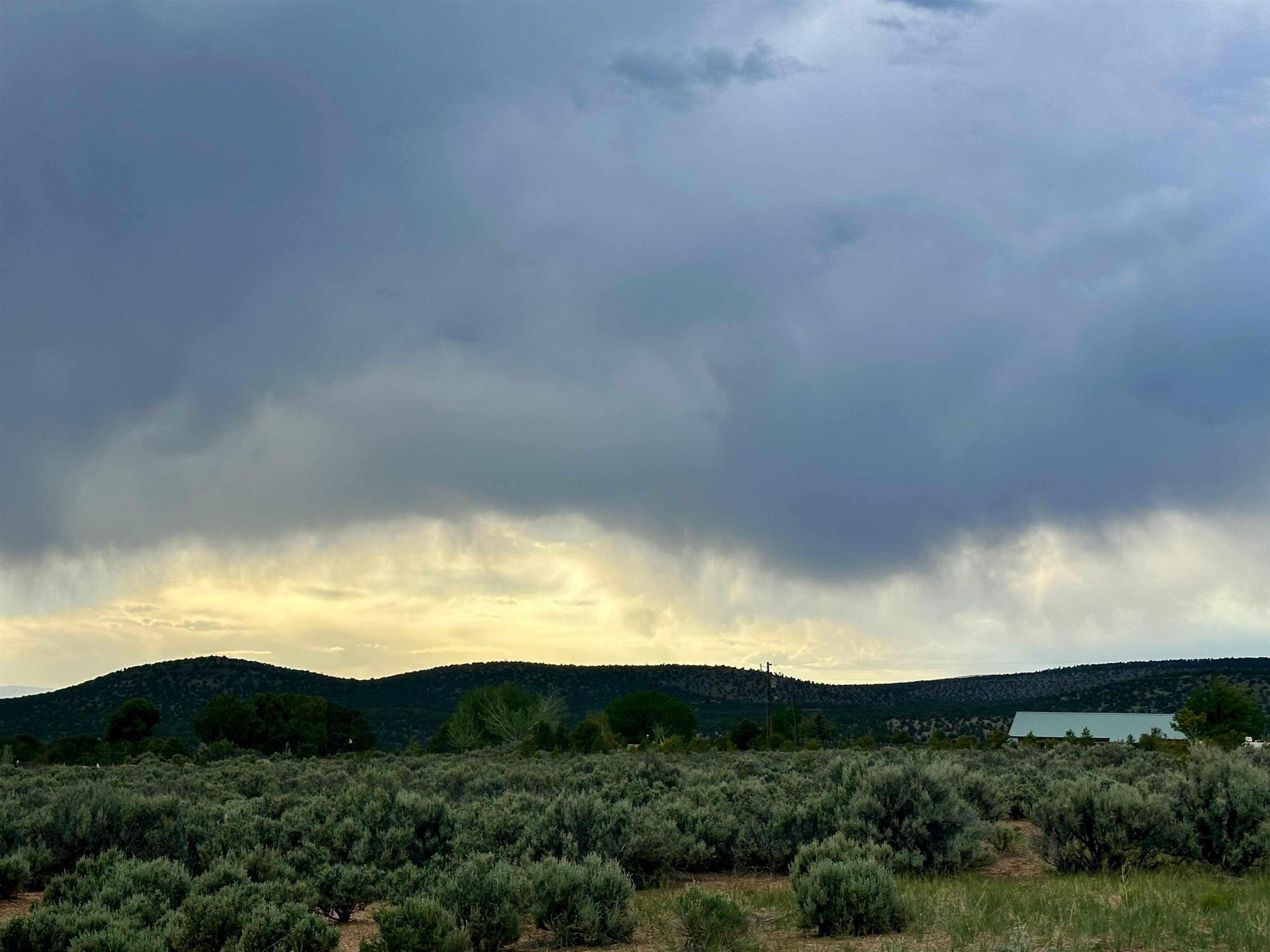 Off Vista Lejos, Arroyo Seco, New Mexico image 4
