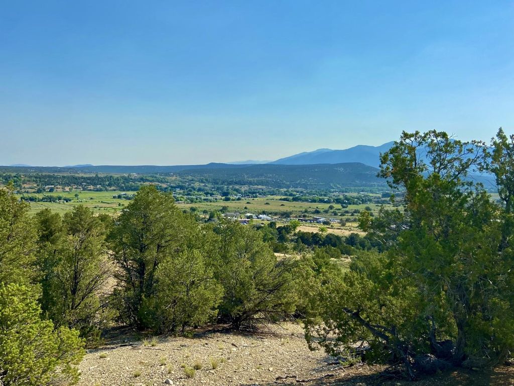 Photo of 137 Los Rios Rd B007, Arroyo Hondo, NM 87513 (MLS # 113796)