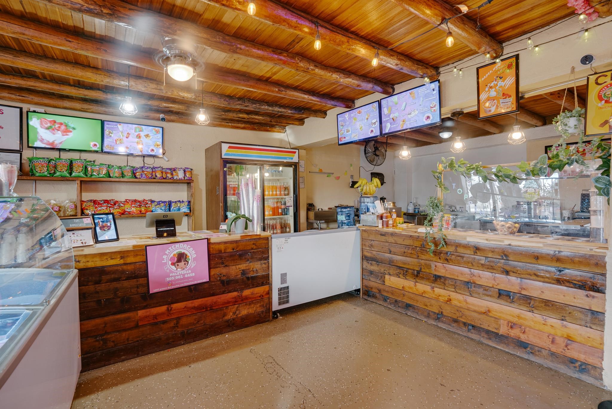 Ranchos De Taos, New Mexico 87557, United States, ,Commercial,Active,167977