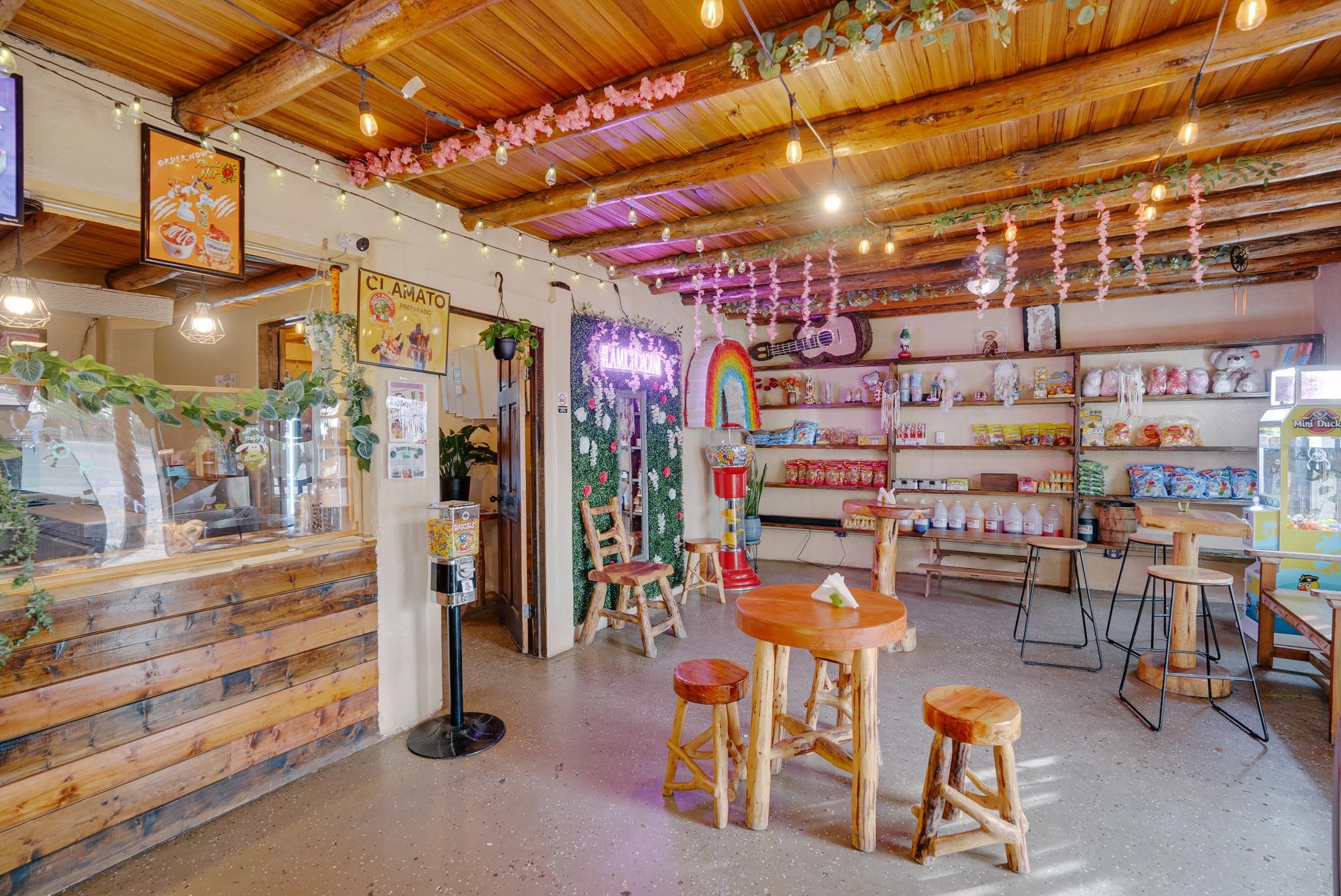 Ranchos De Taos, New Mexico 87557, United States, ,Commercial,Active,167977