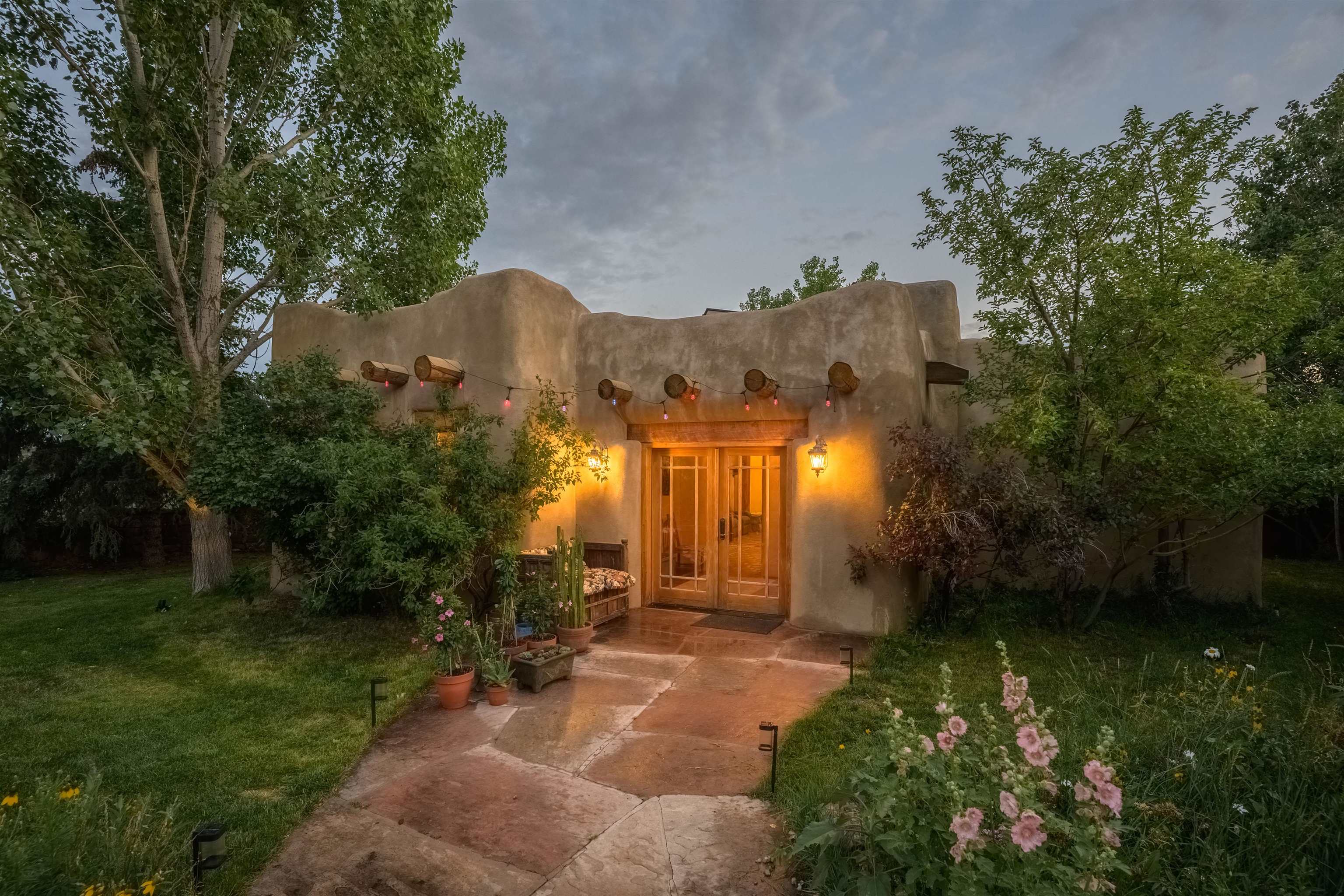 37 Gallina Canyon Road