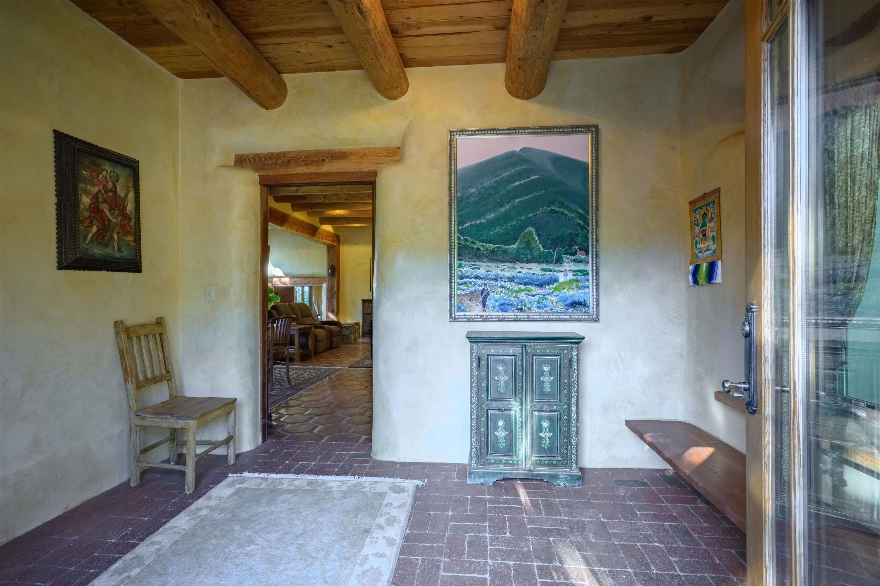 37 Gallina Canyon Road