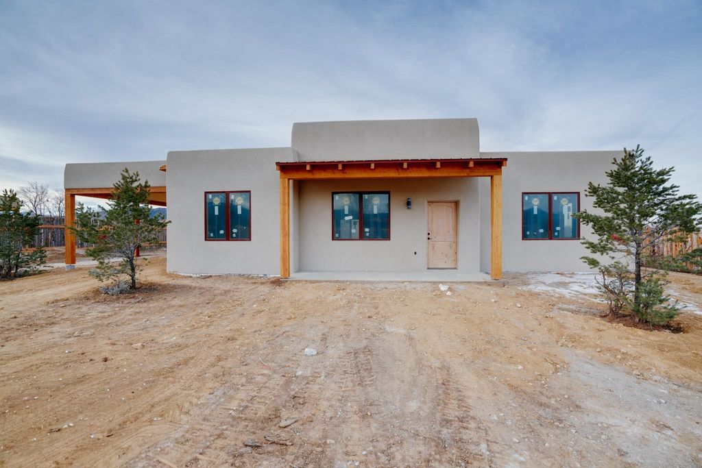 Photo of XX Calle de la Vina, Taos, NM 87571 (MLS # 114412)