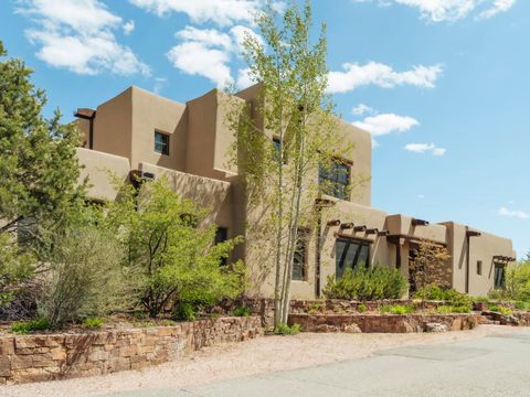 Photo of 305 DeVargas Lane, Taos, NM 87571 (MLS # 113603)