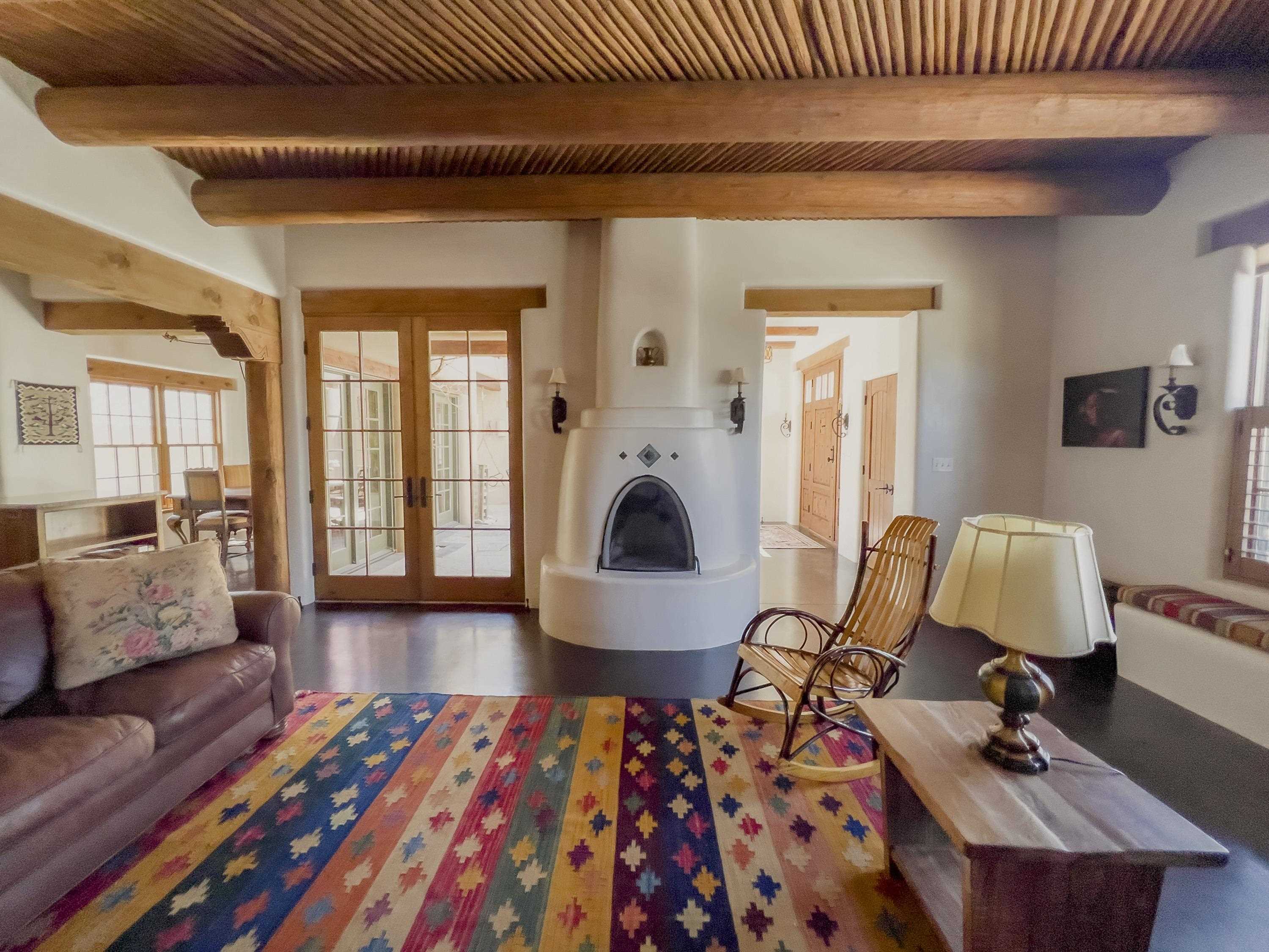 305 DeVargas Lane