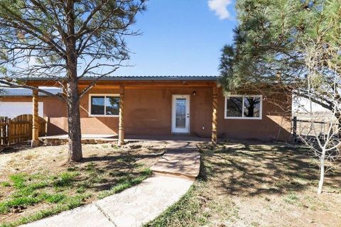 Homes For Sale - 25 Las Palomas Rd<br/> Taos County, El Prado, NM 87529