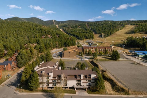 Condo For Sale - 39 Vail Ave Unit 104 Ave #104<br/> Angel Fire, NM 87710