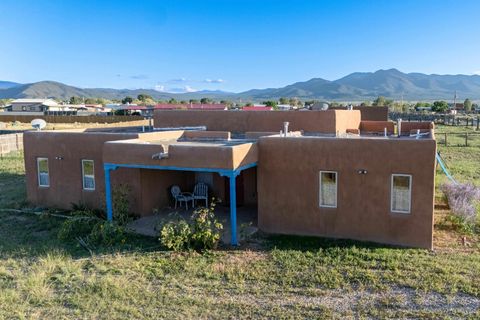 Homes For Sale - 137 West Romero Road<br/> Ranchos de Taos, NM 87557