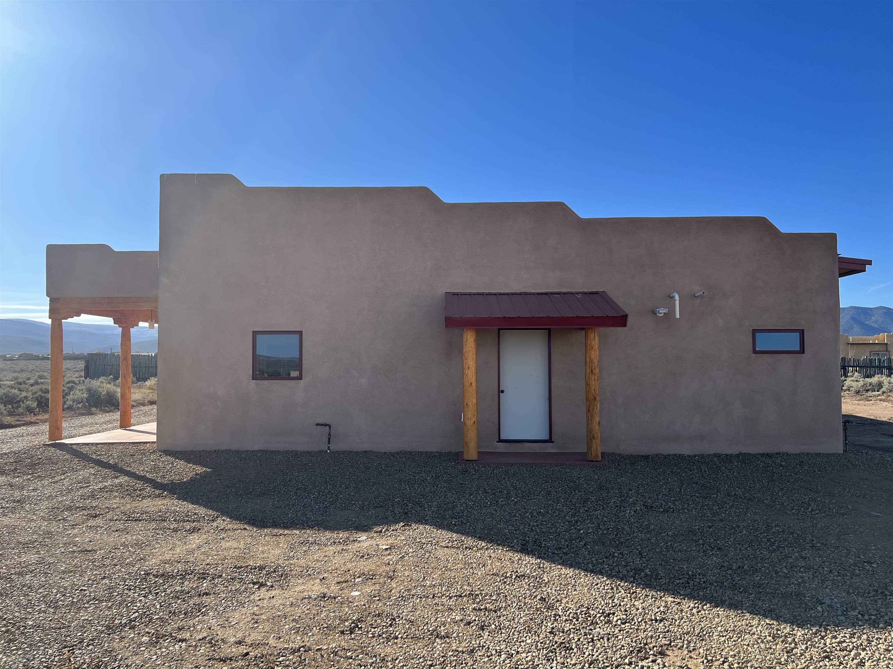 35 Cactus Flower Rd, Ranchos de Taos, Florida image 3