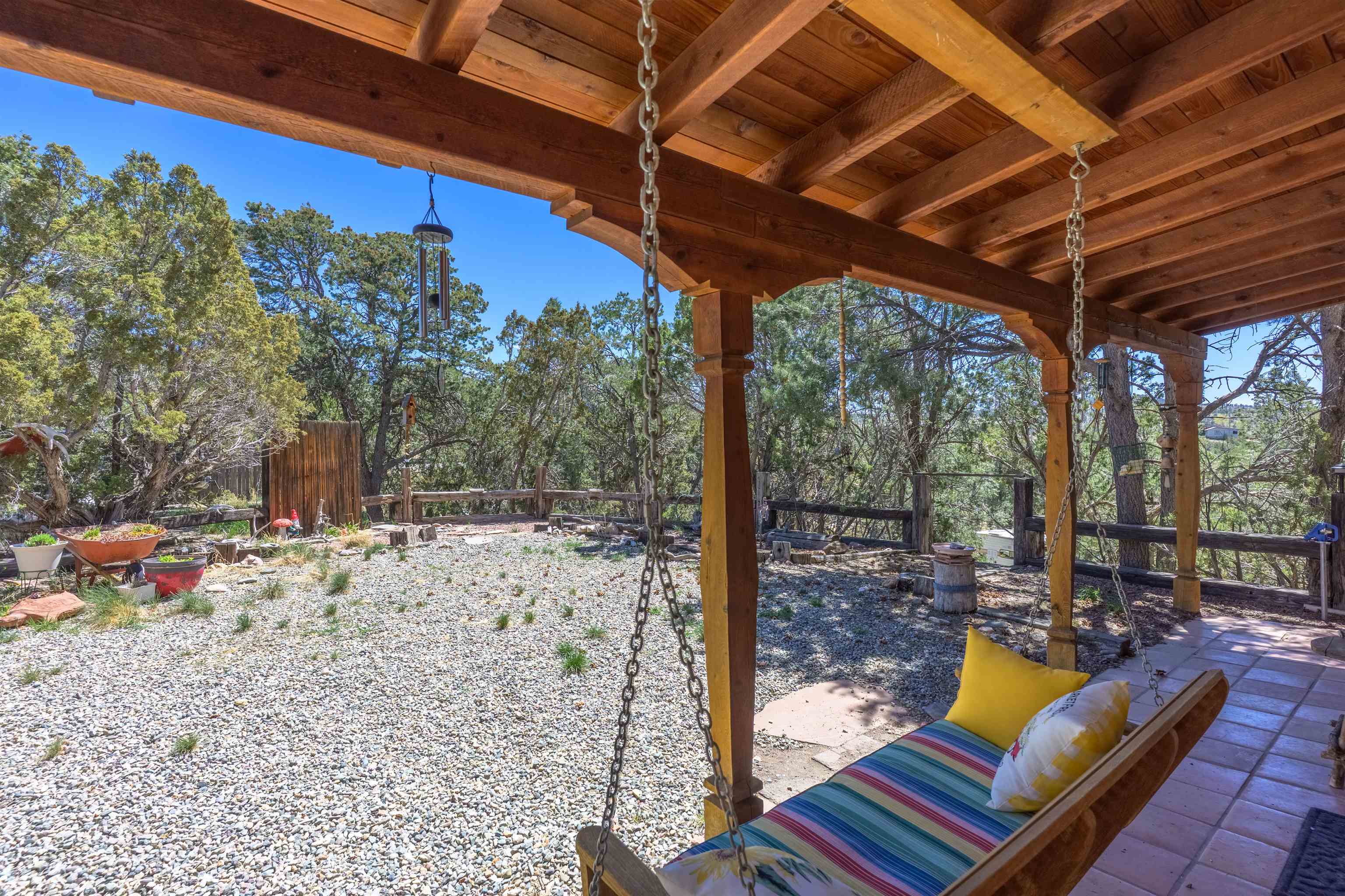 1568 Nm 522, Taos, New Mexico image 13