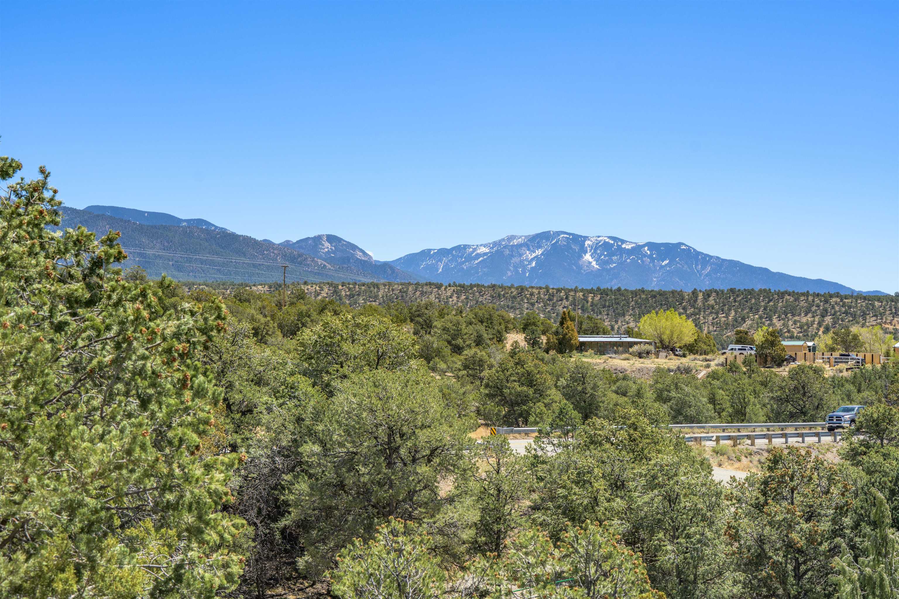 1568 Nm 522, Taos, New Mexico image 21