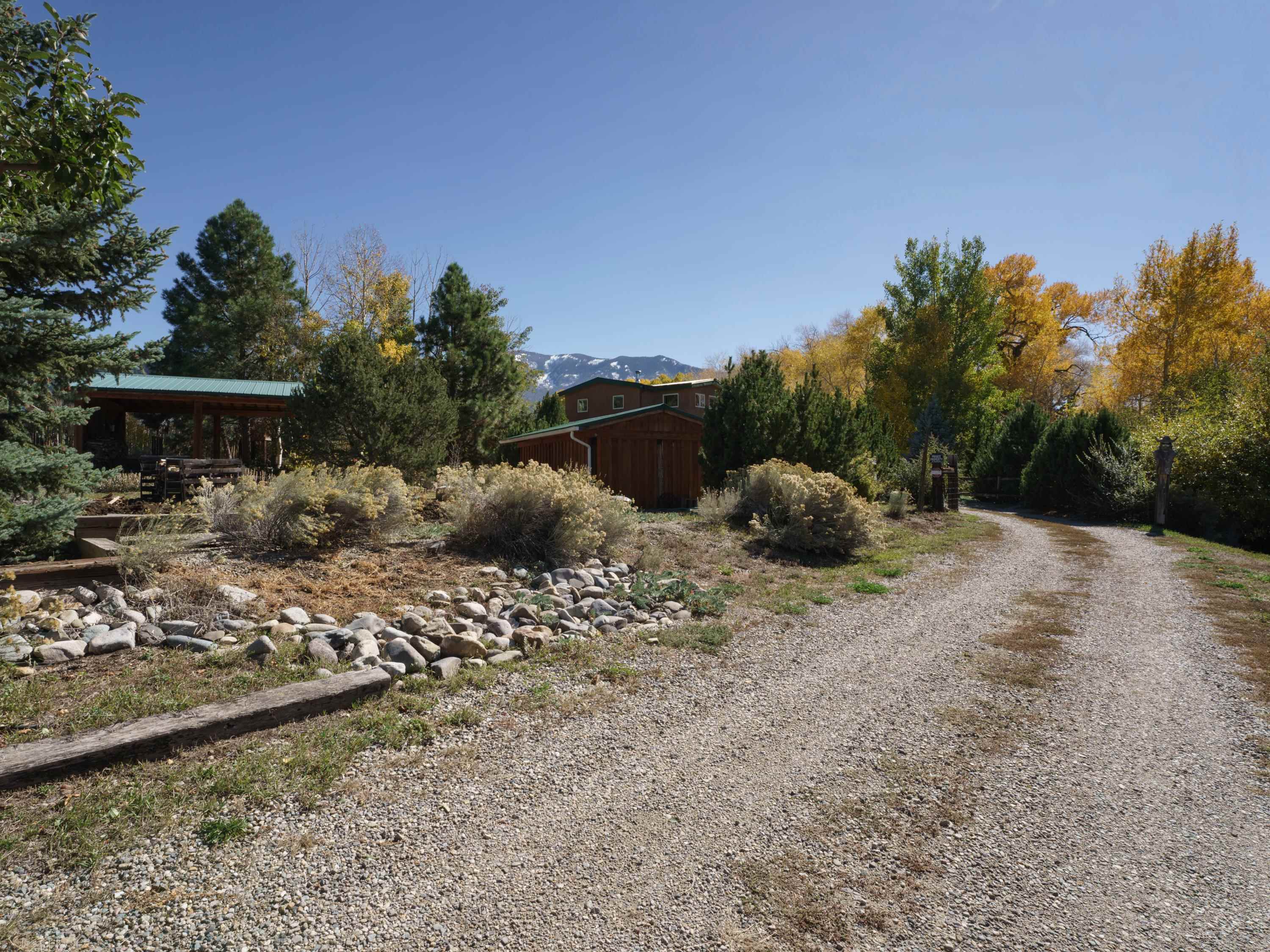 47 Juan Martinez Rd, Arroyo Seco, New Mexico image 4