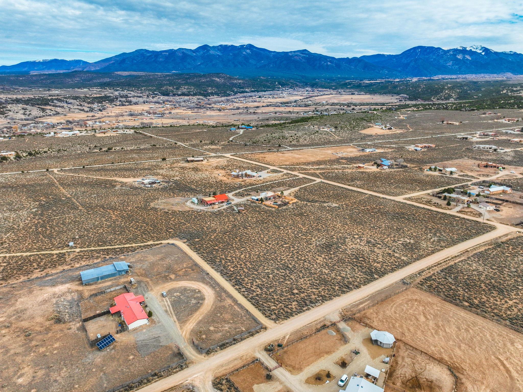 Calle Conejo And Coyote Loop 2 Plus Acres, Arroyo Hondo, New Mexico image 10