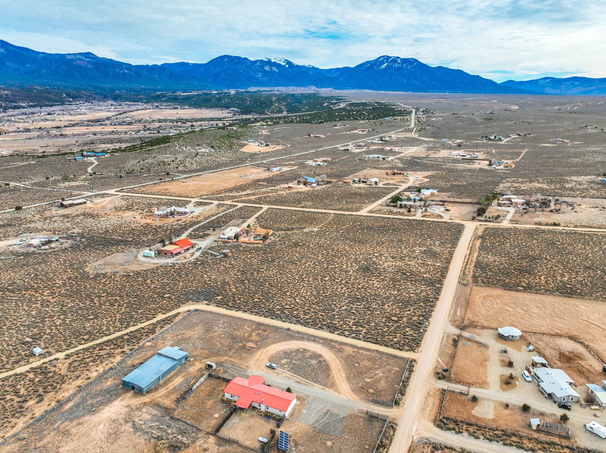 Calle Conejo And Coyote Loop 2 Plus Acres, Arroyo Hondo, New Mexico image 11