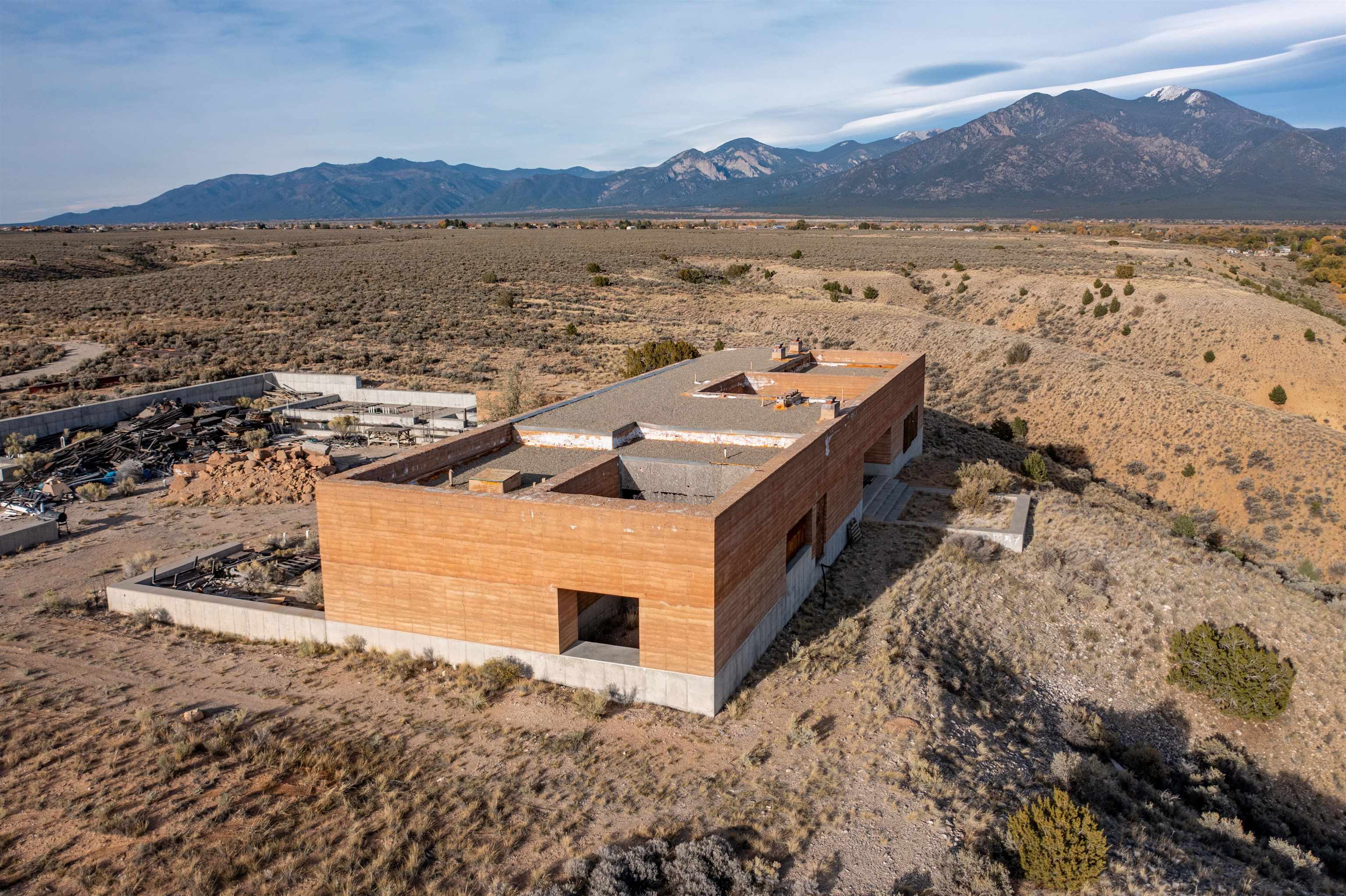 125 Villa Ventosa, Taos, New Mexico image 32