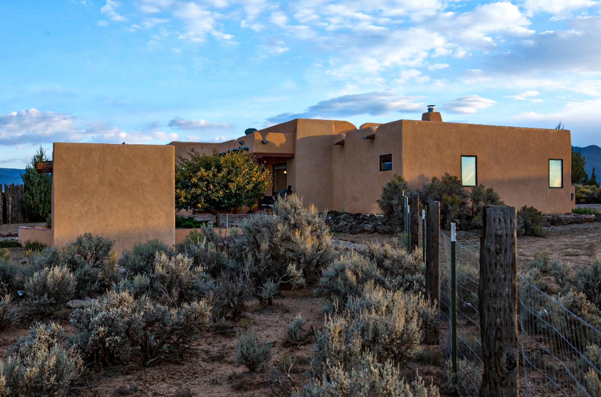 65 Las Tusas Rd, Ranchos de Taos, New Mexico image 47