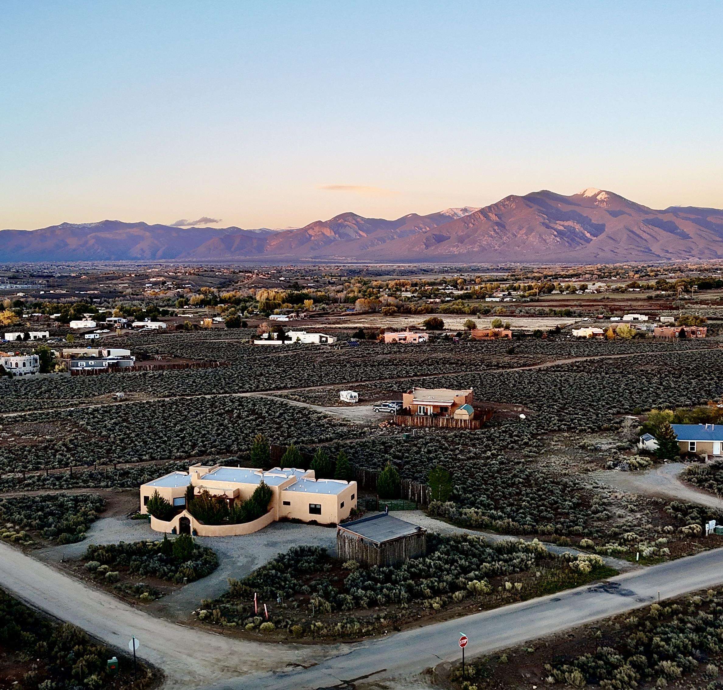 65 Las Tusas Rd, Ranchos de Taos, New Mexico image 5