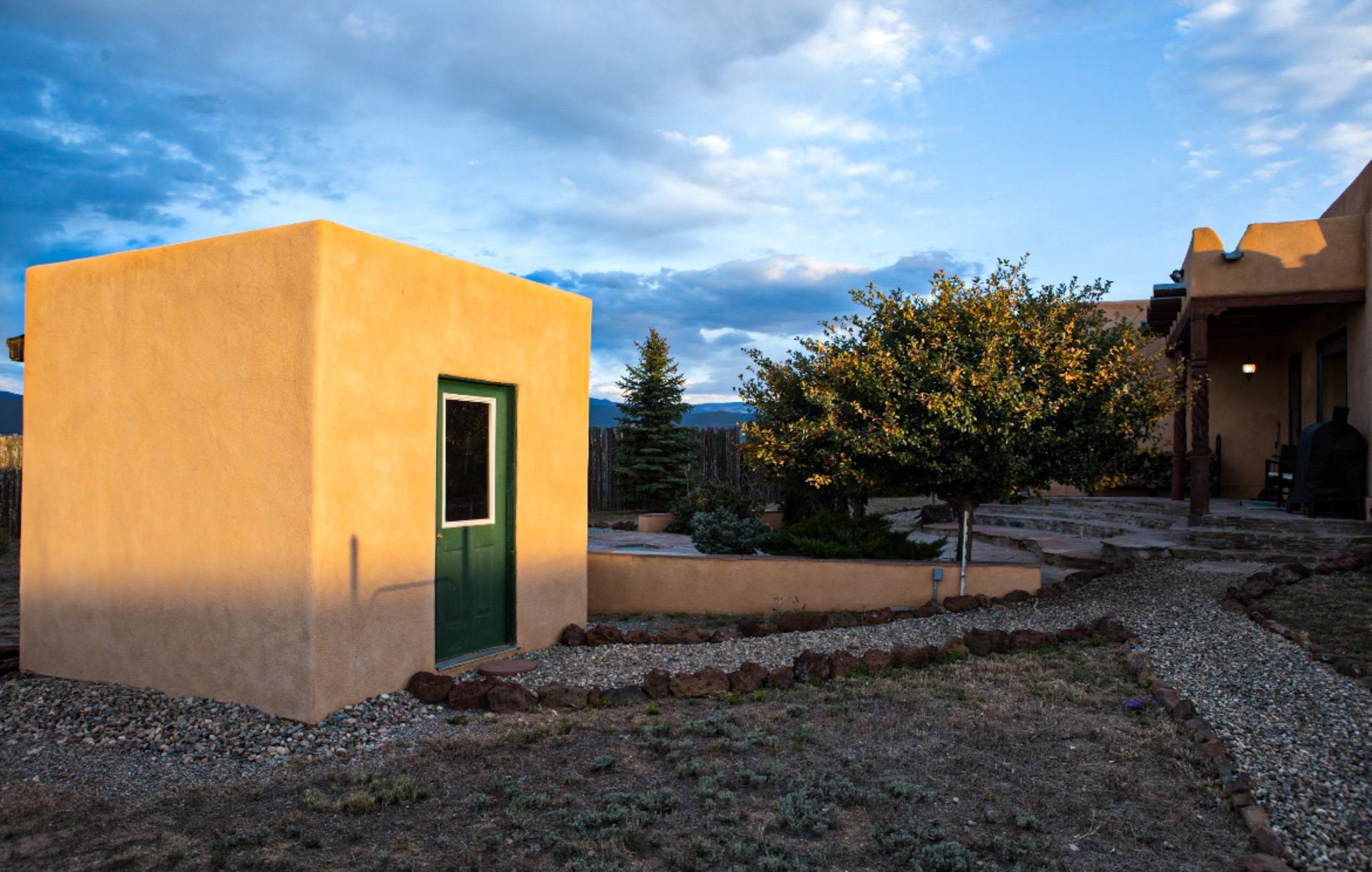 65 Las Tusas Rd, Ranchos de Taos, New Mexico image 46