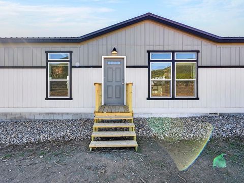 Homes For Sale - 5 Elk Road<br/> Questa, NM 87556