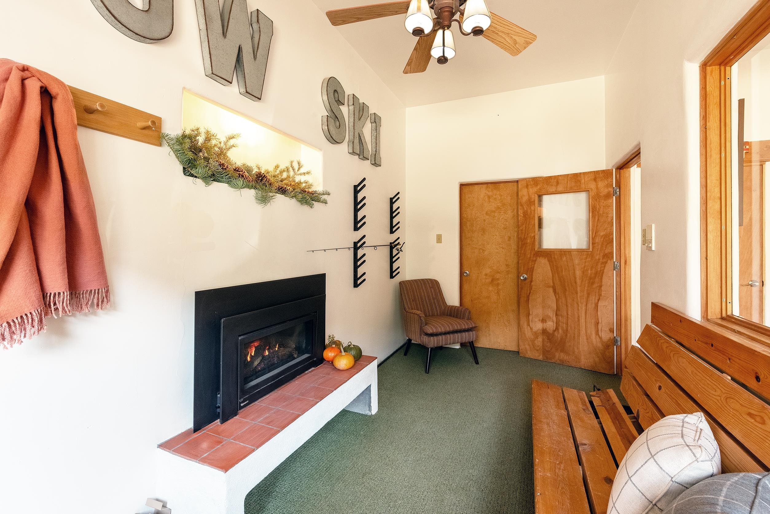 15 Coyote Lane, Taos Ski Valley, New Mexico image 8