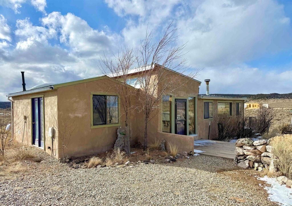 Photo of 149 Hwy 567, Carson, NM 87517 (MLS # 114592)