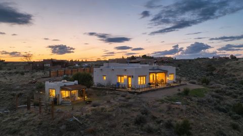 Homes For Sale - 8 Meditation Lane<br/> El Prado, NM 87529