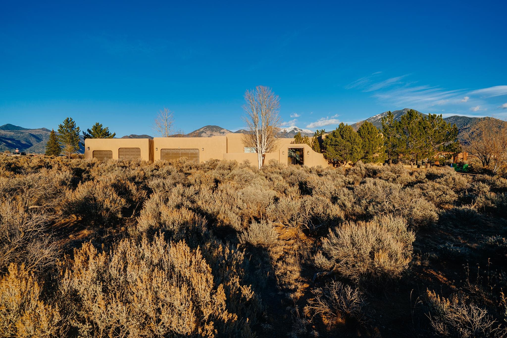 41 Mirlo Road, El Prado, New Mexico image 1