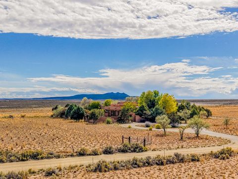 Photo of 24070 Hwy 64 W, El Prado, NM 87529 (MLS # 113729)