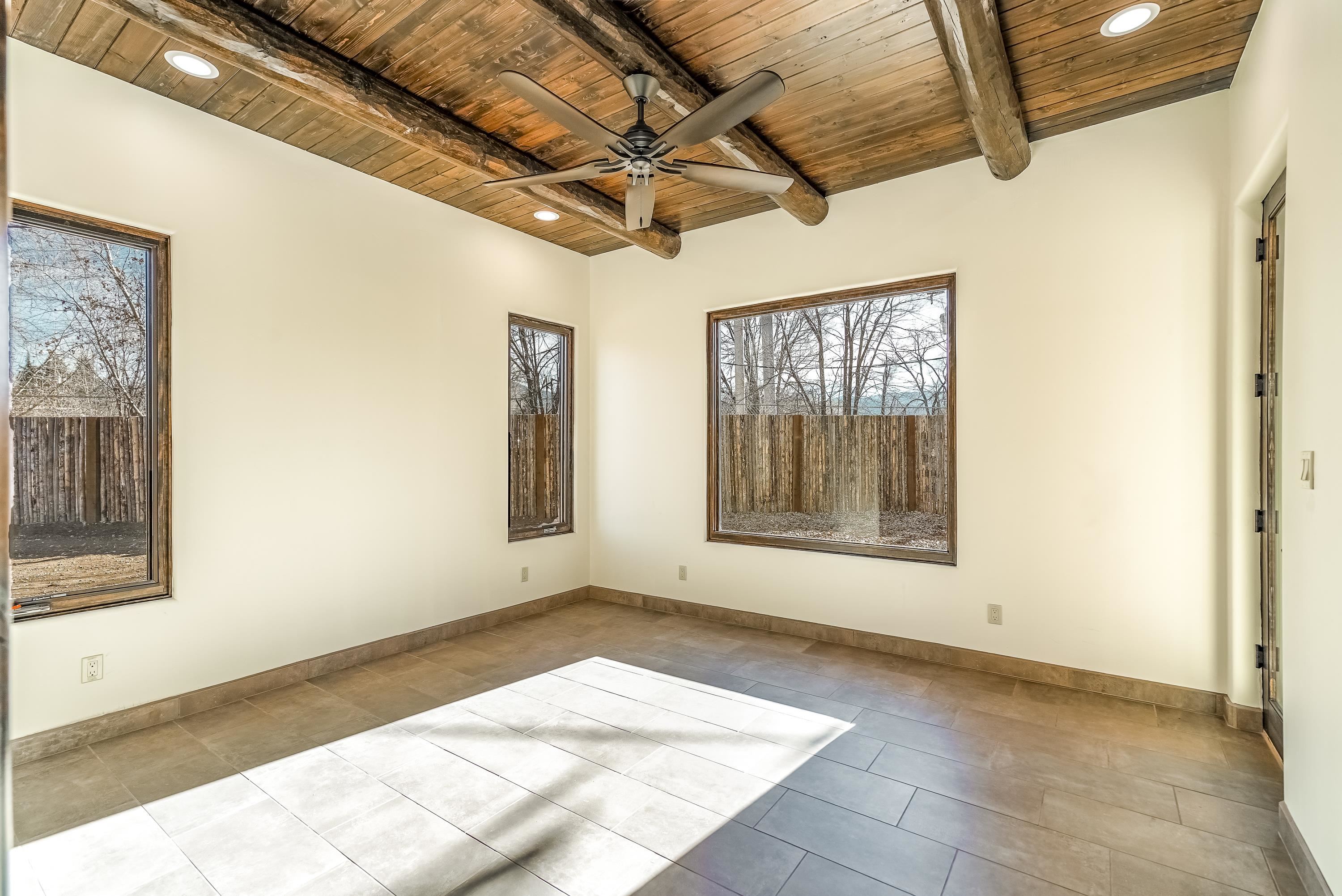 Taos, New Mexico 87571, United States, 3 Bedrooms Bedrooms, ,3 BathroomsBathrooms,Residential,Active,224219