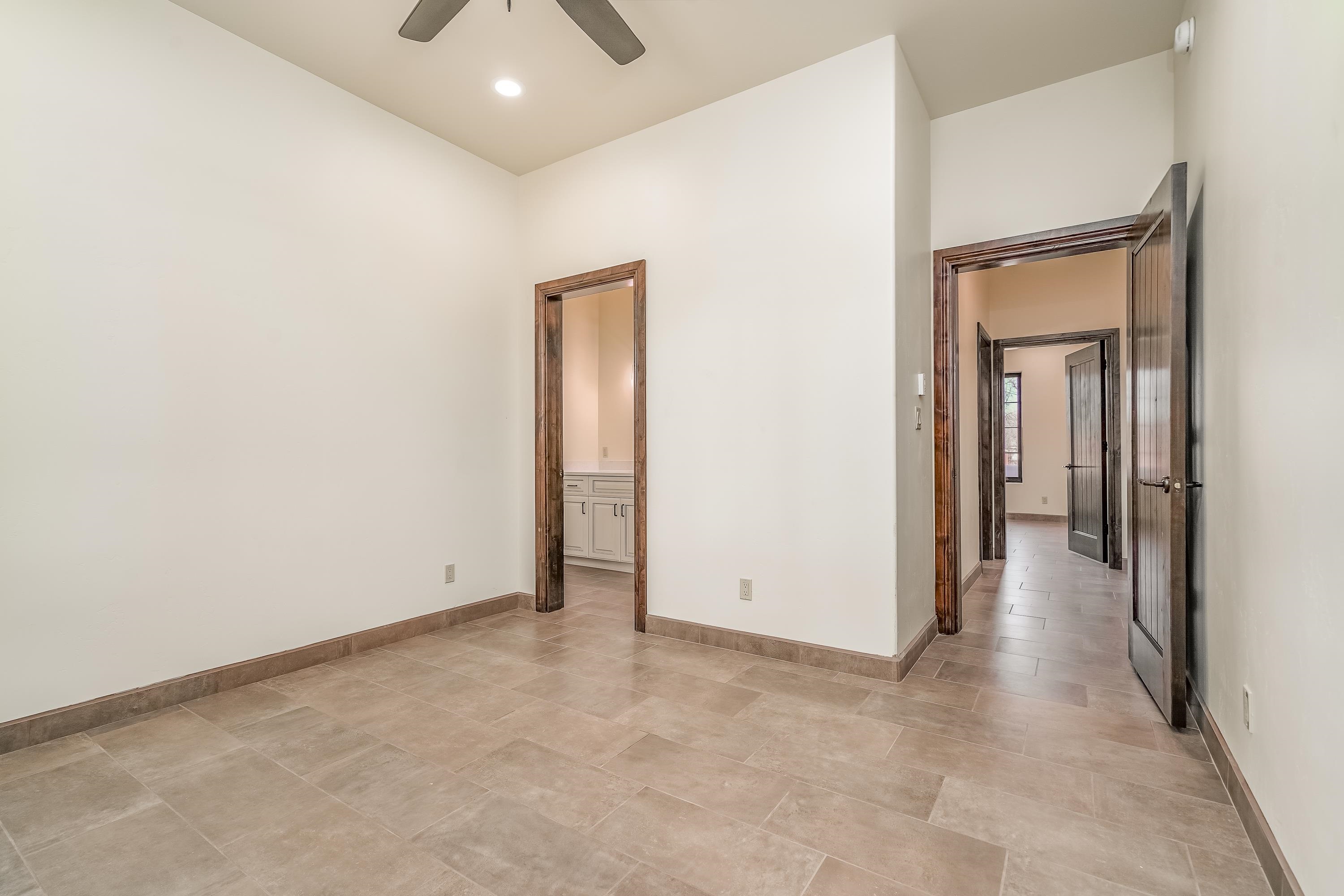 Taos, New Mexico 87571, United States, 3 Bedrooms Bedrooms, ,3 BathroomsBathrooms,Residential,Active,224219