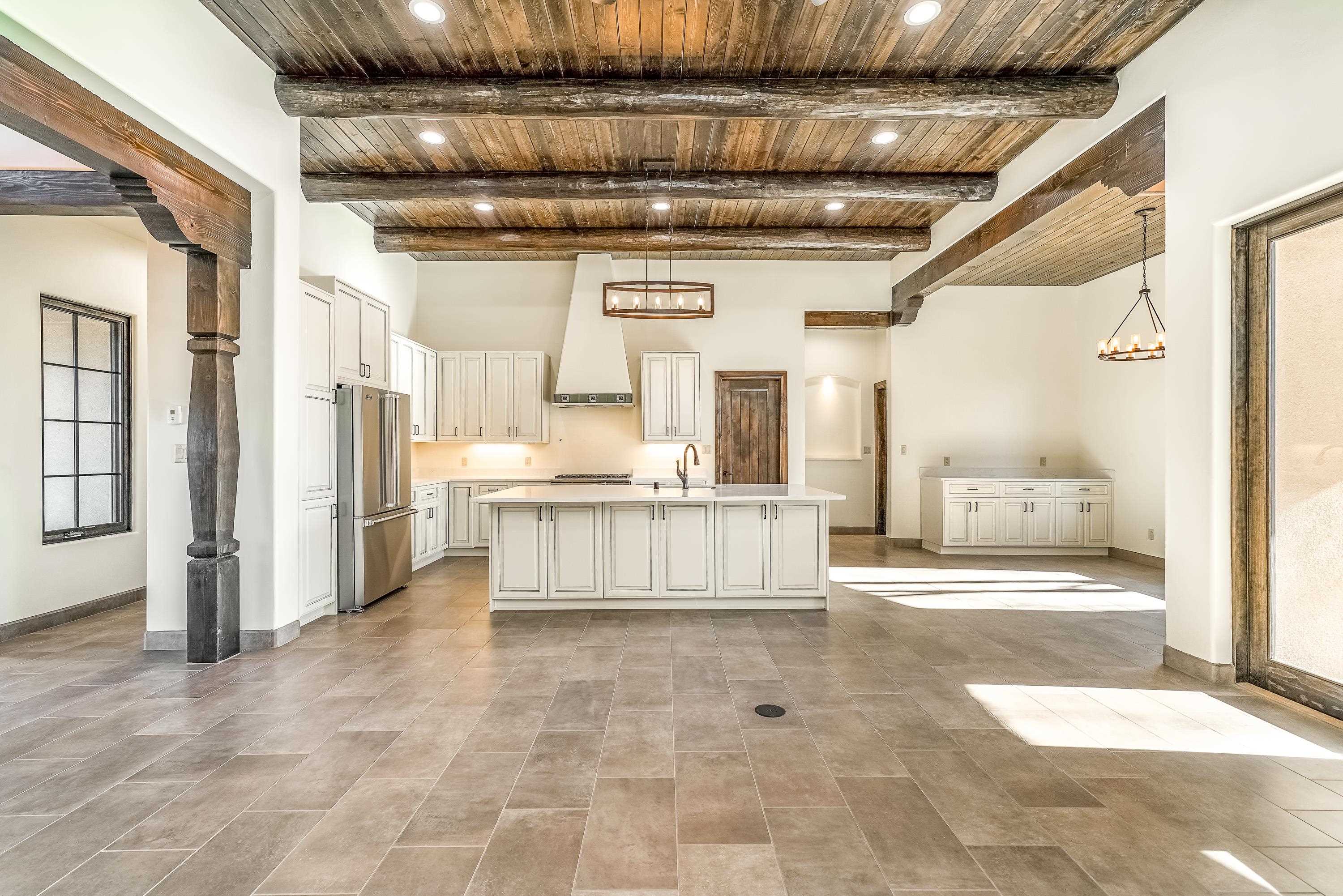 Taos, New Mexico 87571, United States, 3 Bedrooms Bedrooms, ,3 BathroomsBathrooms,Residential,Active,224219